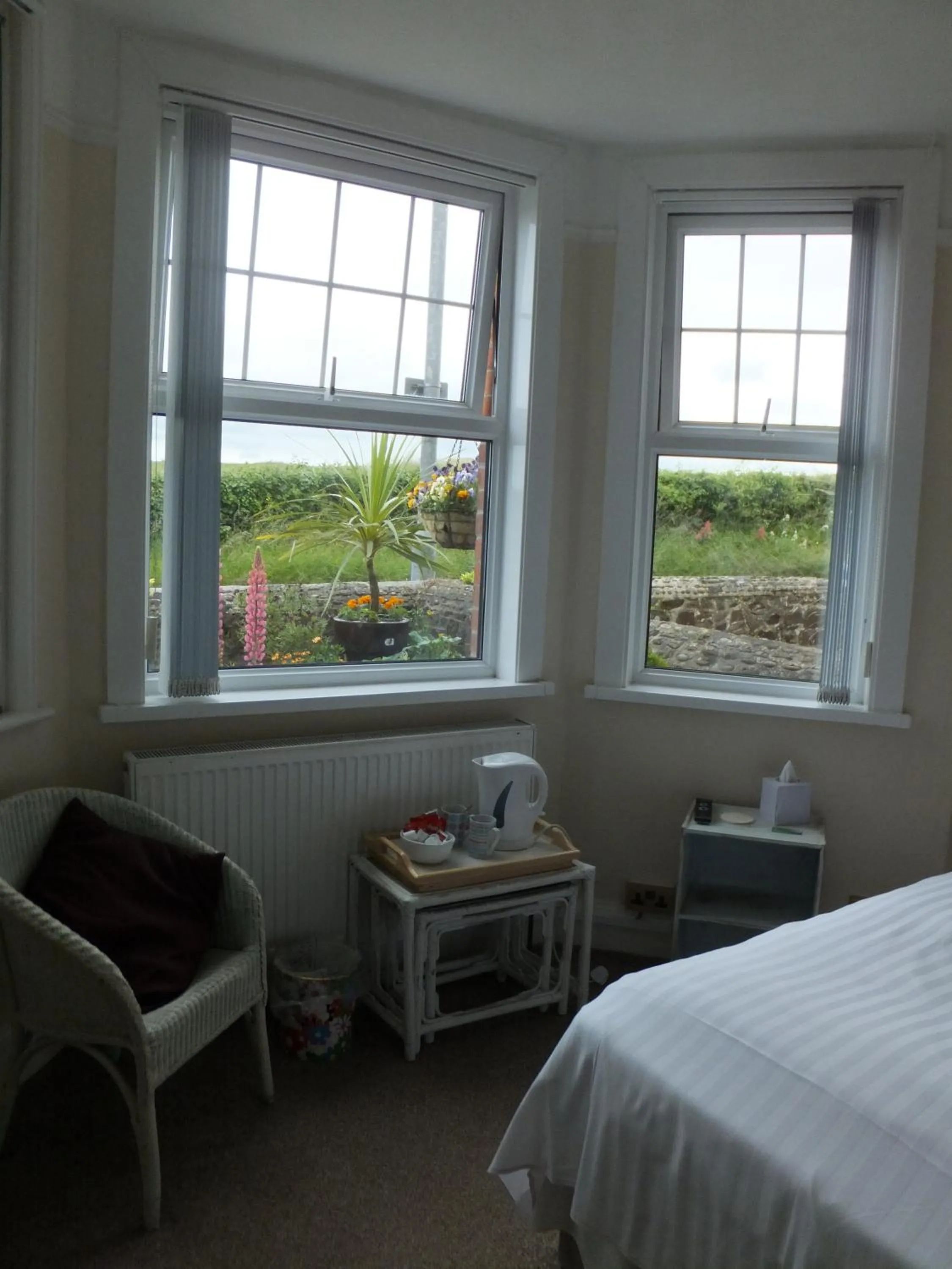 Day, Bed in Sea Jade Guest House