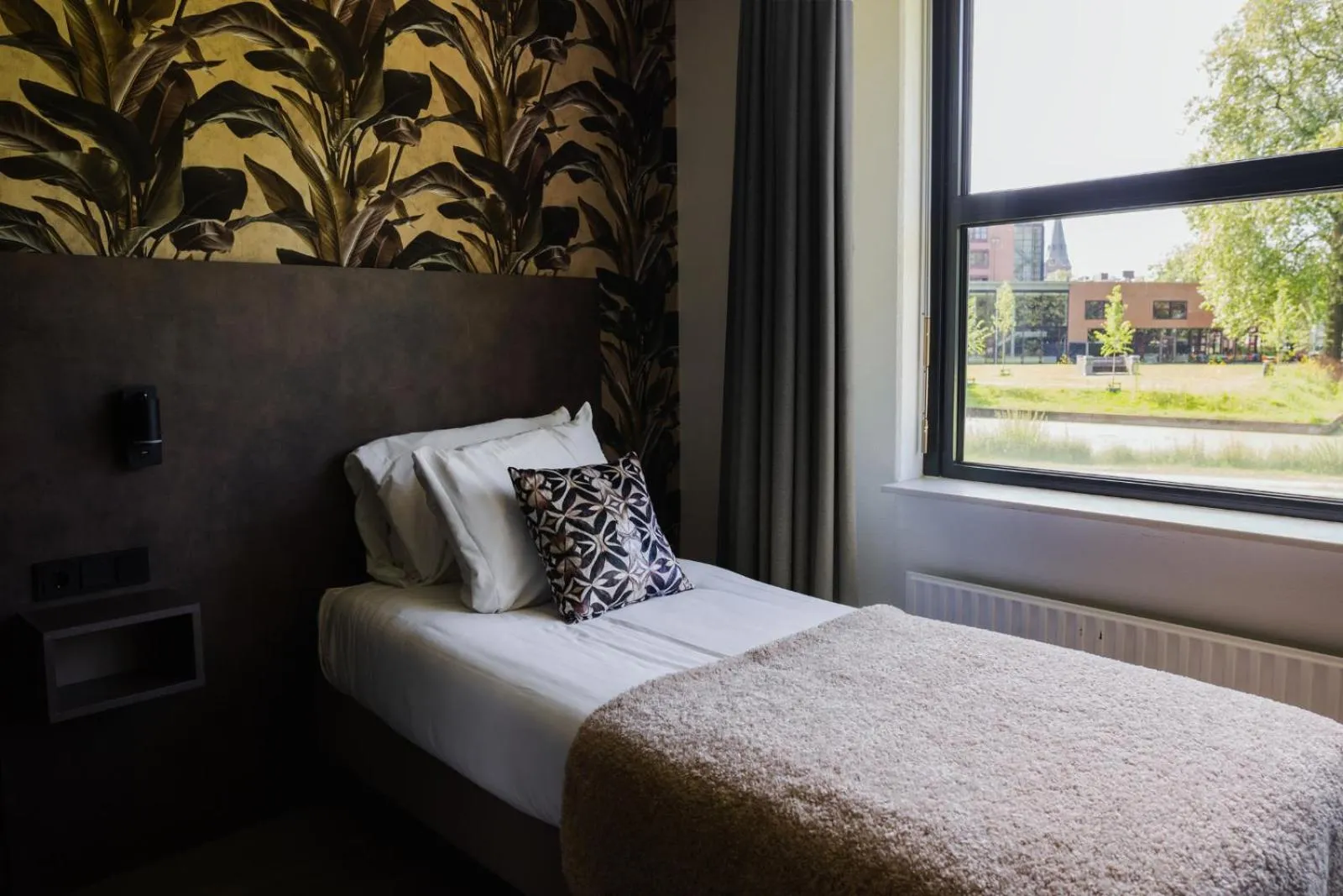 Bedroom, Bed in Hotel WICC