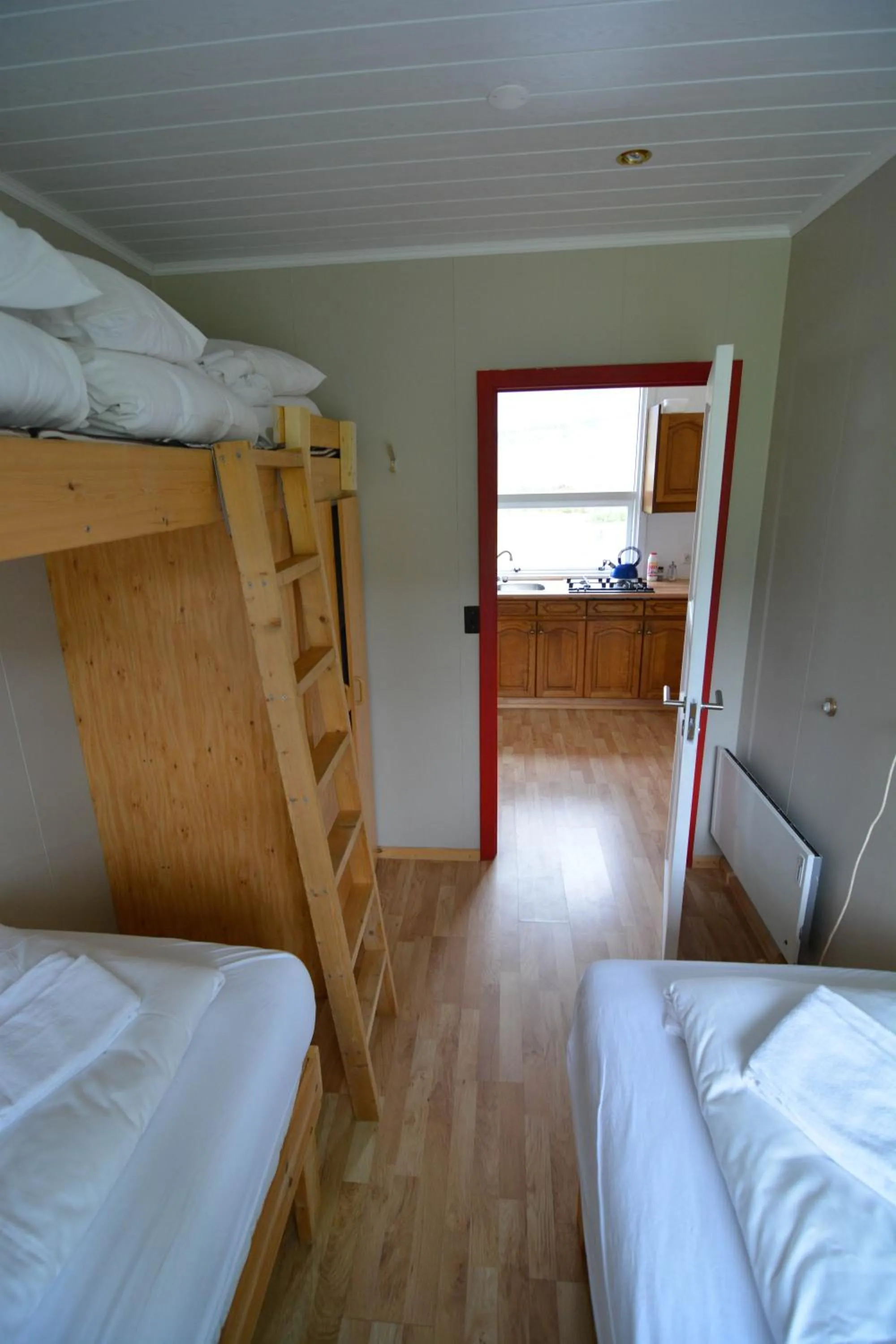 Photo of the whole room, Bed in Bragdavellir Cottages