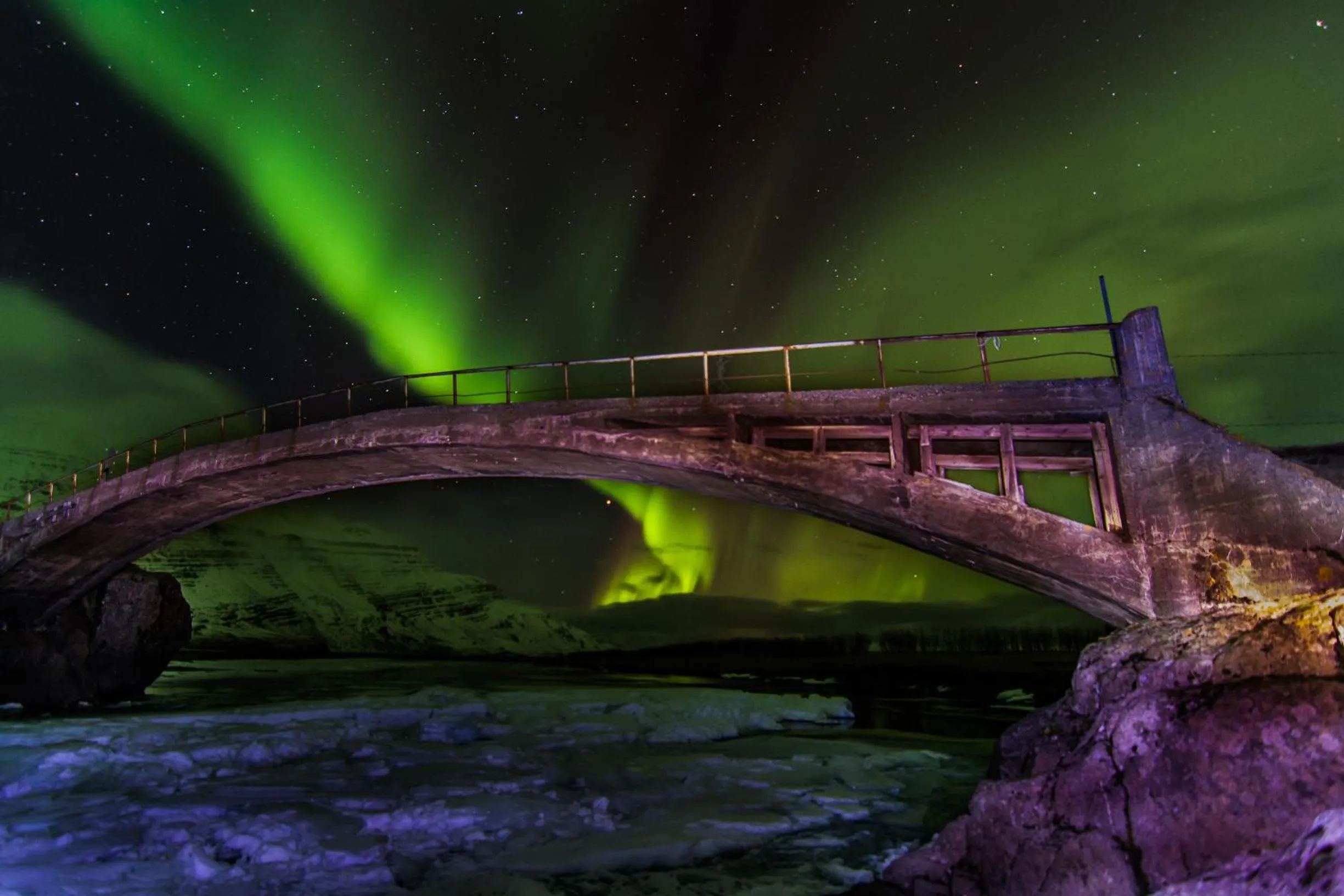 Seasons in Bragdavellir Cottages