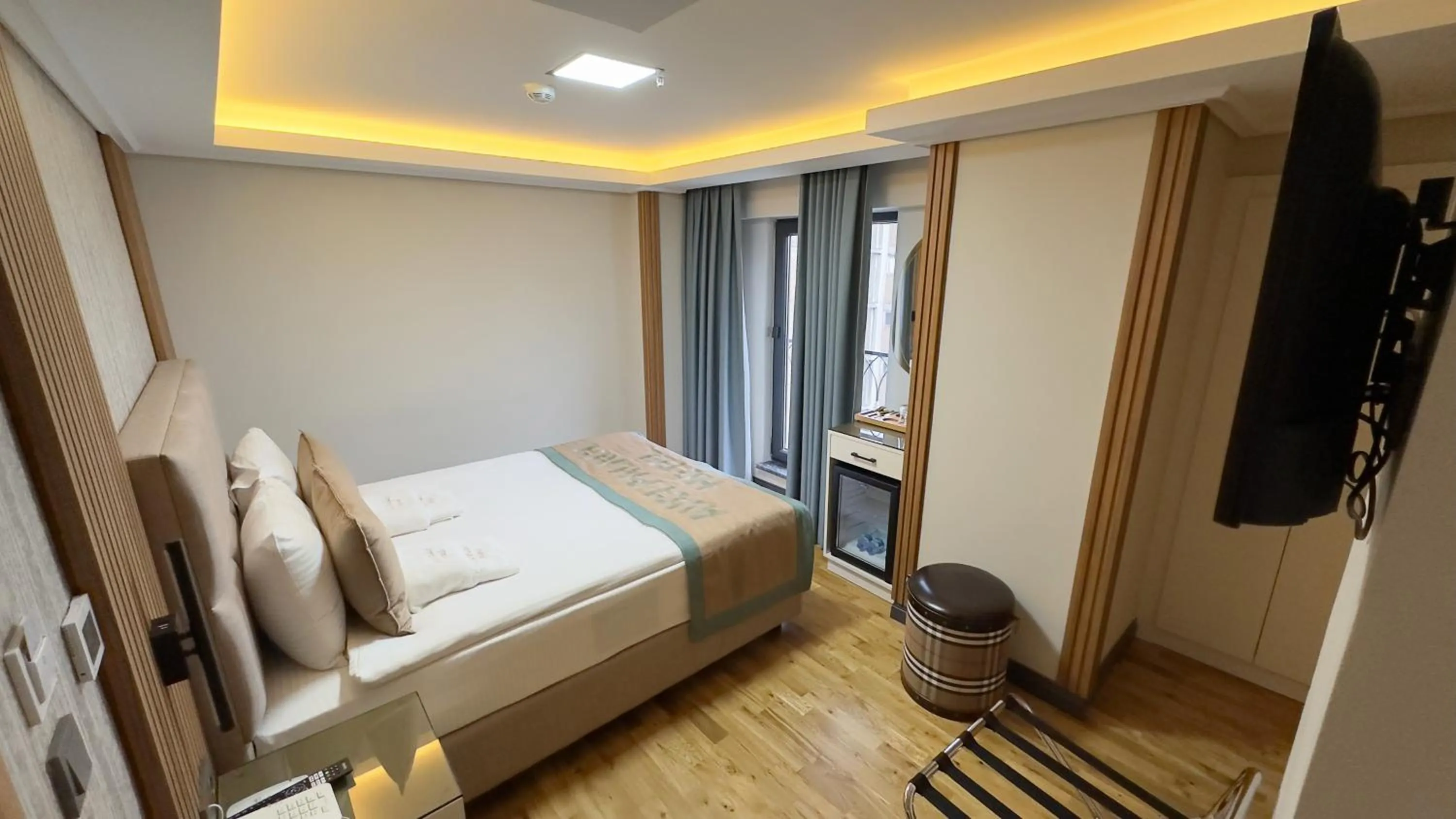 Bed in Avcı Palace Hotel