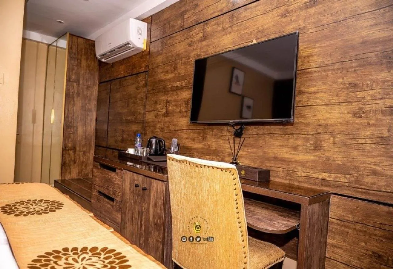 TV and multimedia in Joker Hotel and Suites