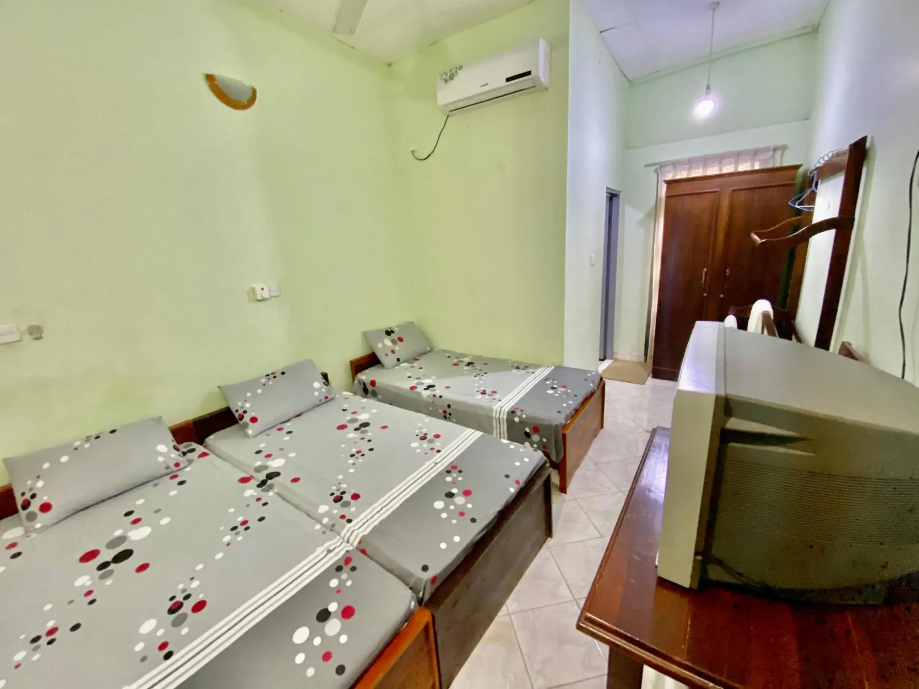 Triple Room with Garden View in Green Villa Triple Room with Garden View in Green Villa