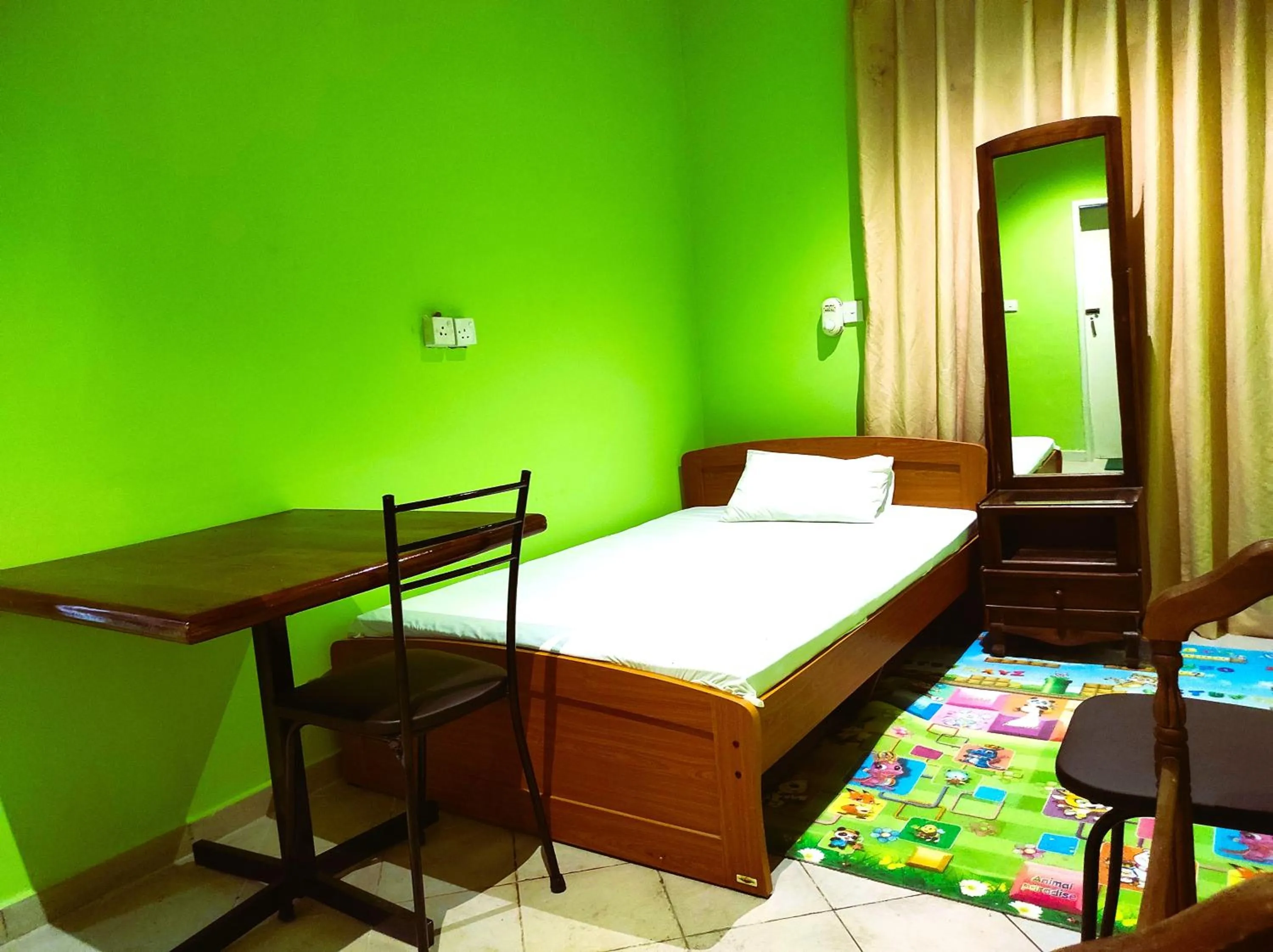 Bed in Green Villa