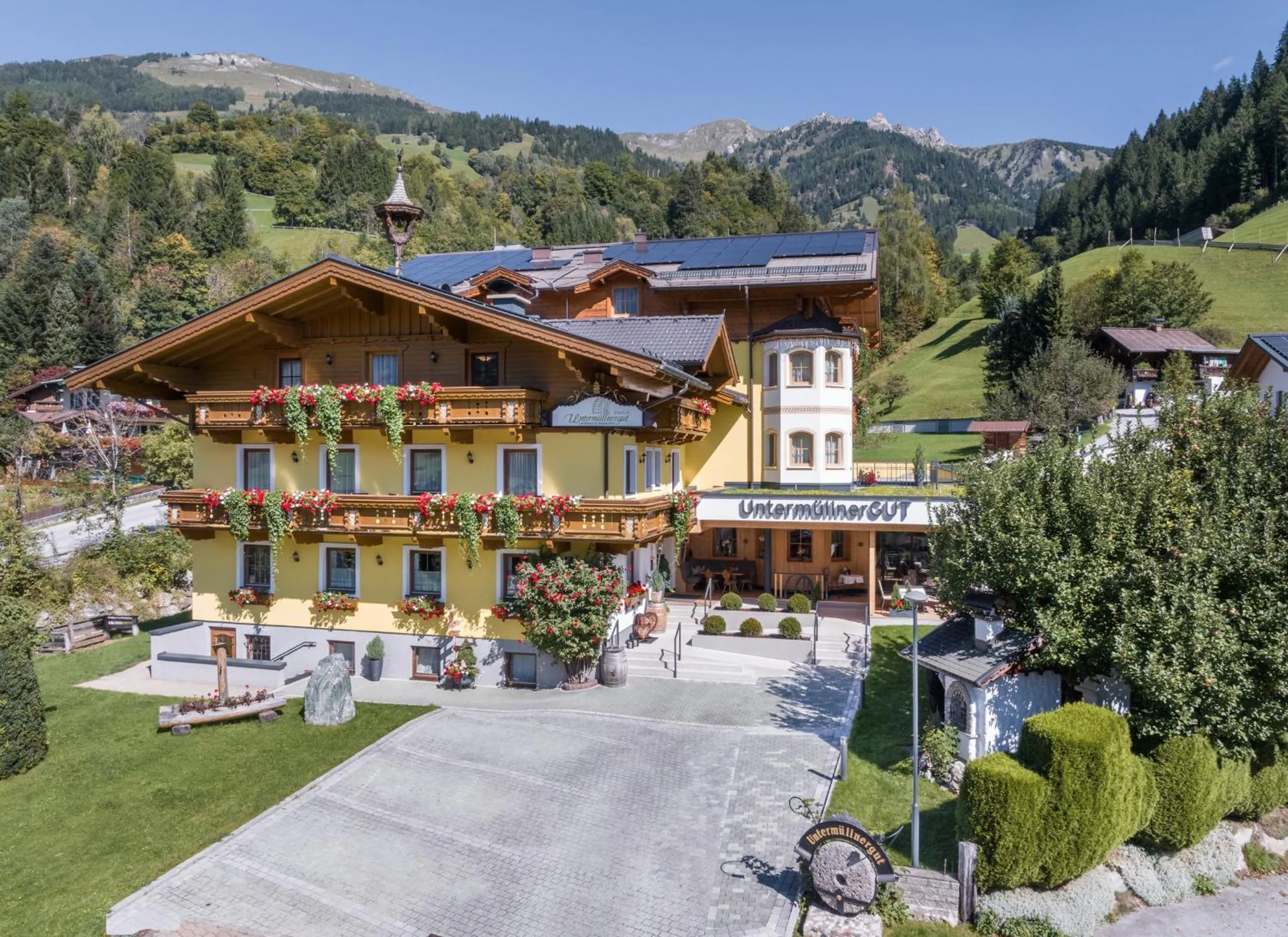 Property building in Landhotel Untermüllnergut