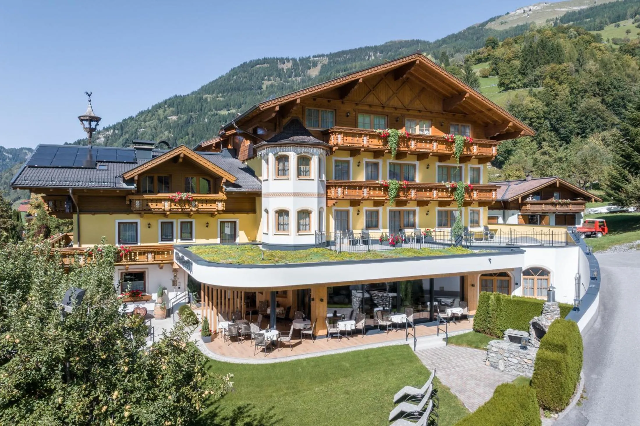 Property building in Landhotel Untermüllnergut