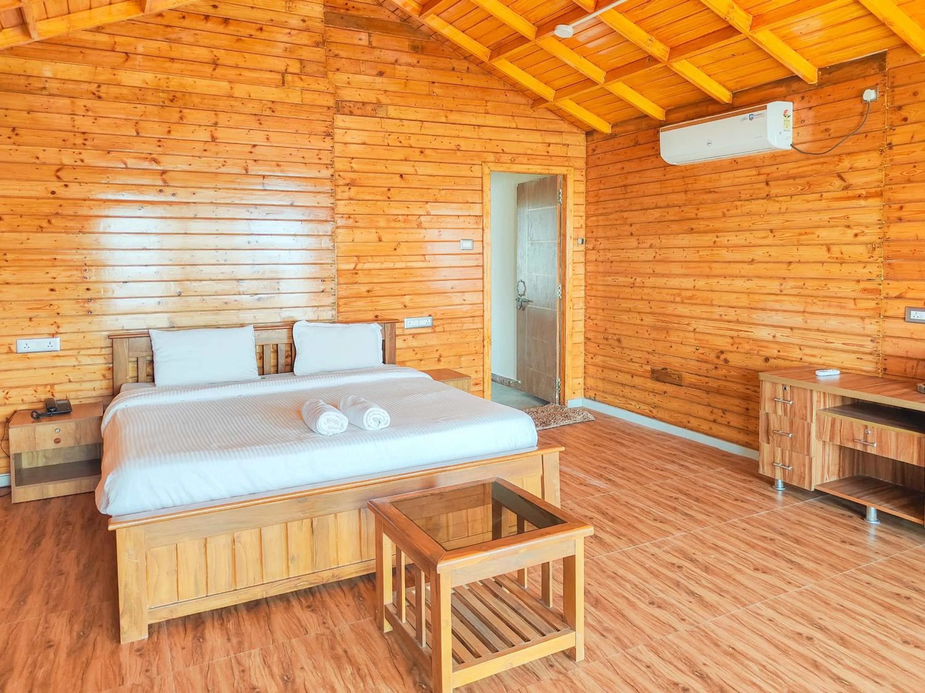 Bed in The O2H Agonda Beach Resort