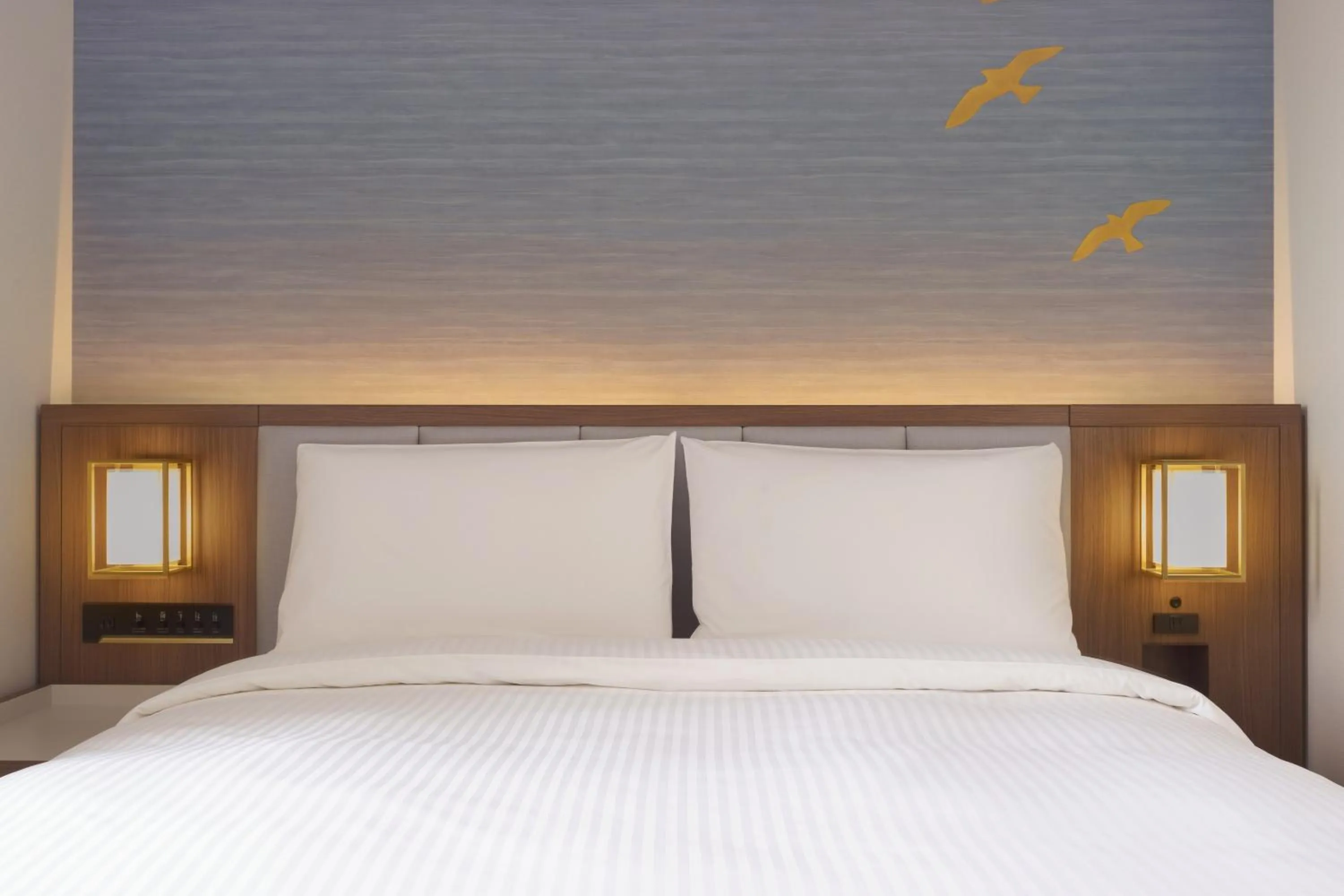 Photo of the whole room, Bed in Premier hotel -CABIN PRESIDENT- Tokyo