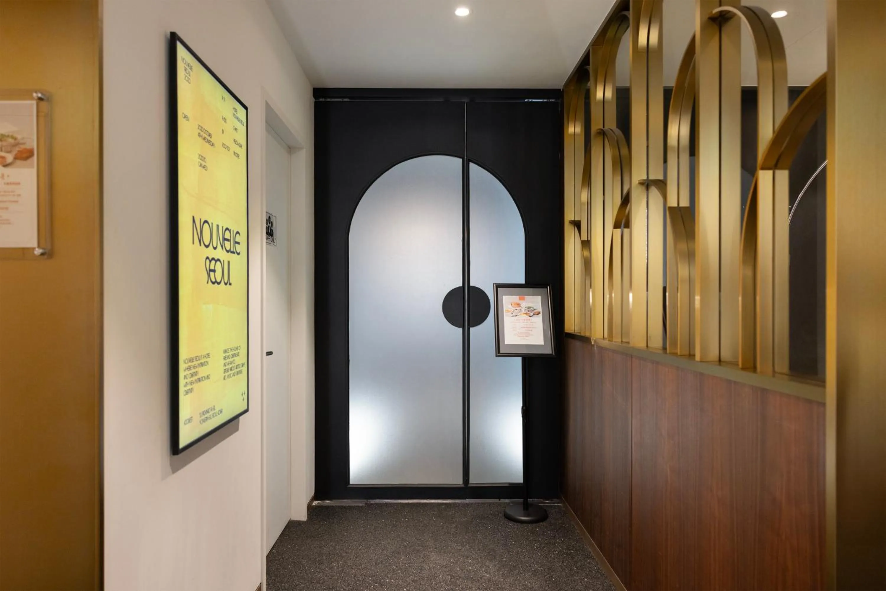 Buffet breakfast in Nouvelle Hotel Seoul Itaewon by Aank