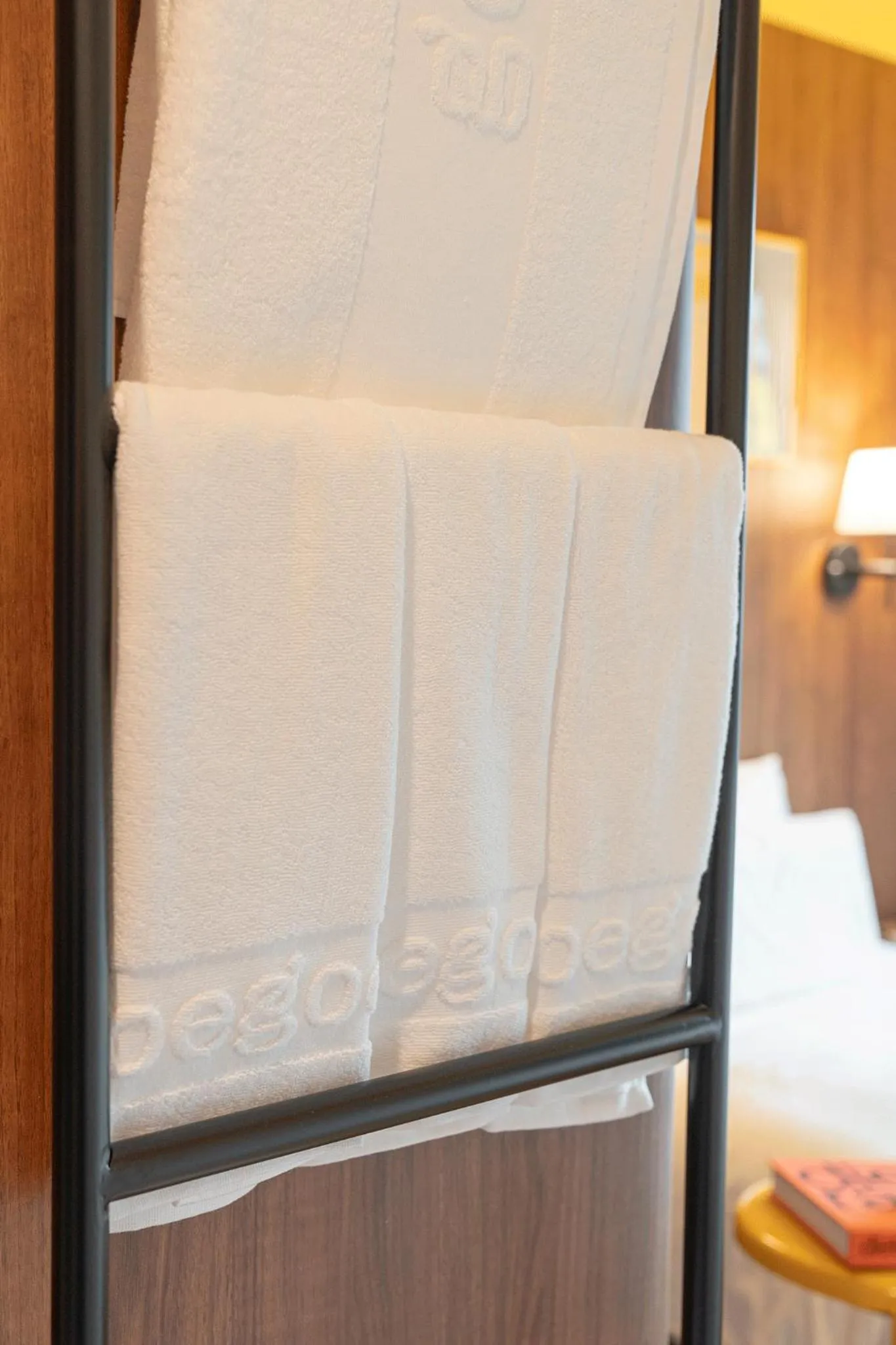 Bed in Nouvelle Hotel Seoul Itaewon by Aank