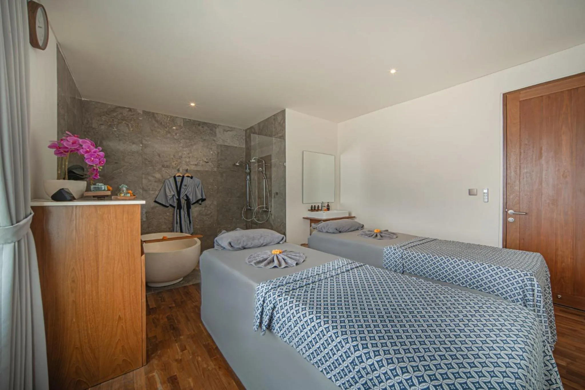 Spa and wellness centre/facilities, Bed in Ayona Villa Canggu by Ini Vie Hospitality