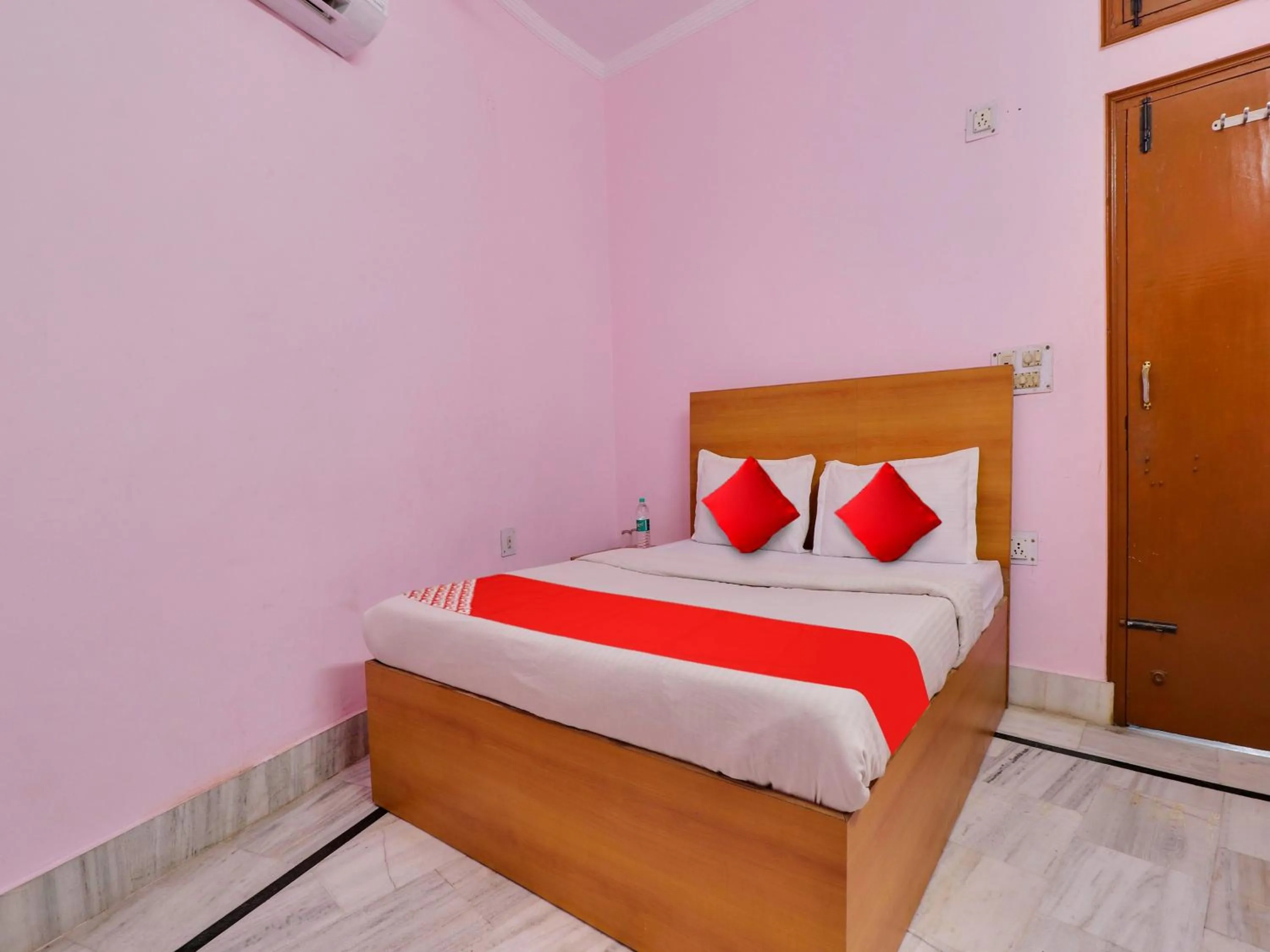 Bedroom, Bed in Hotel O by OYO Yug Residency