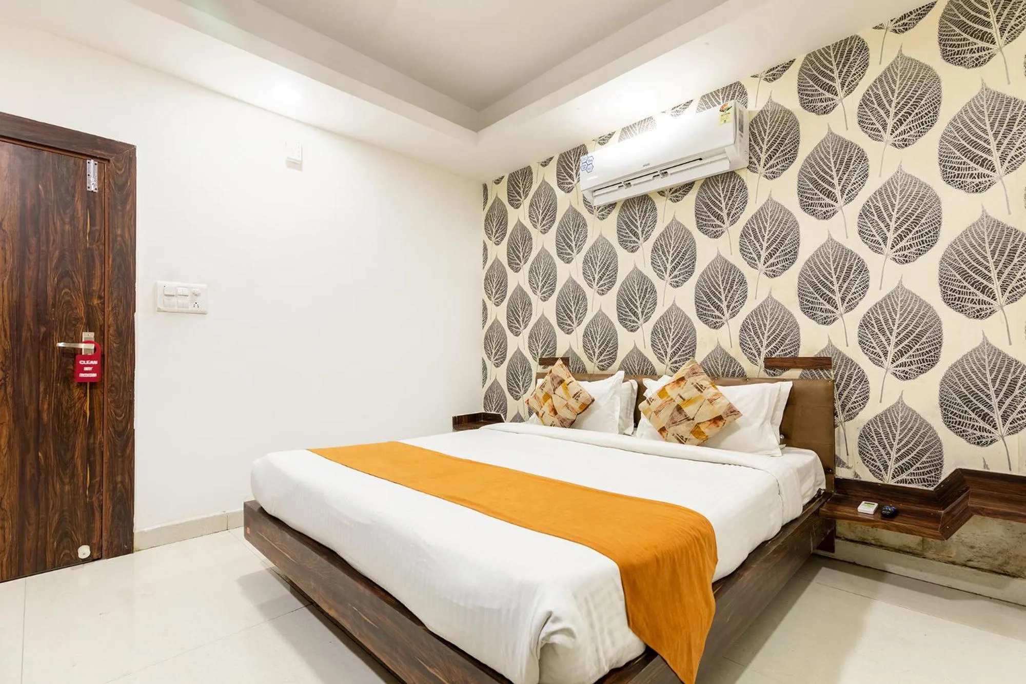 Bed in FabHotel Ocean Pearl