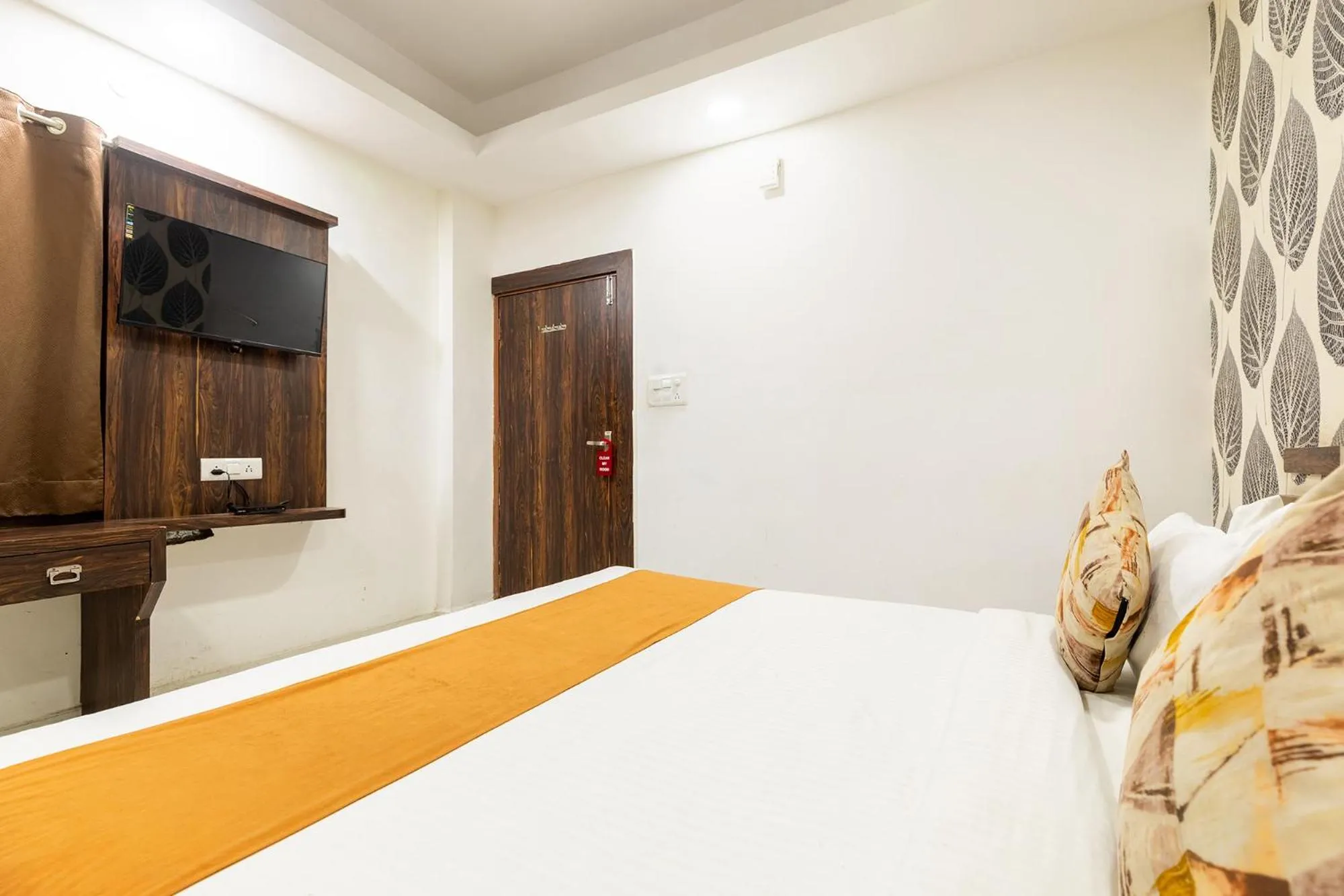 Bed in FabHotel Ocean Pearl