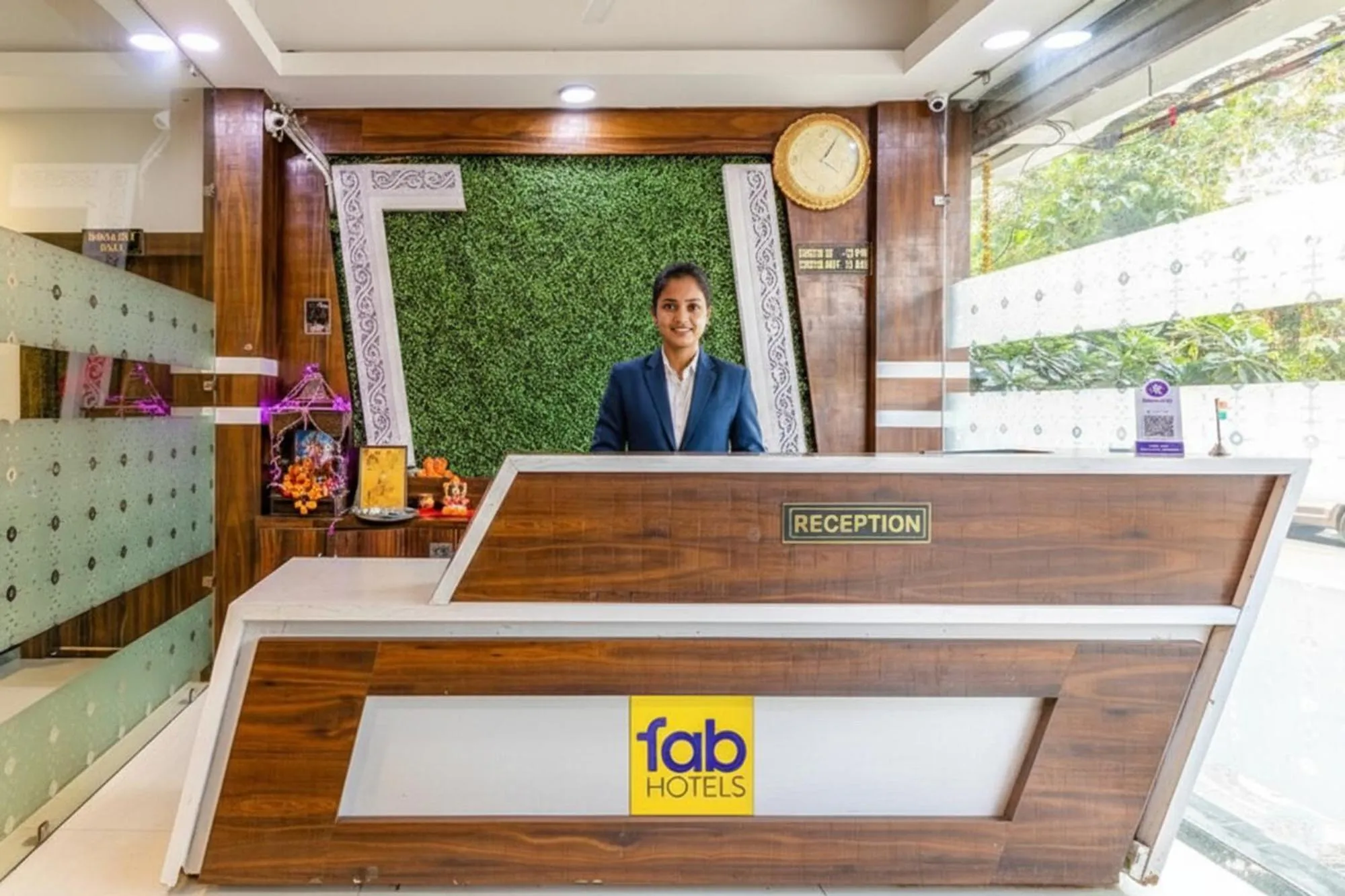 Lobby or reception in FabHotel Ocean Pearl