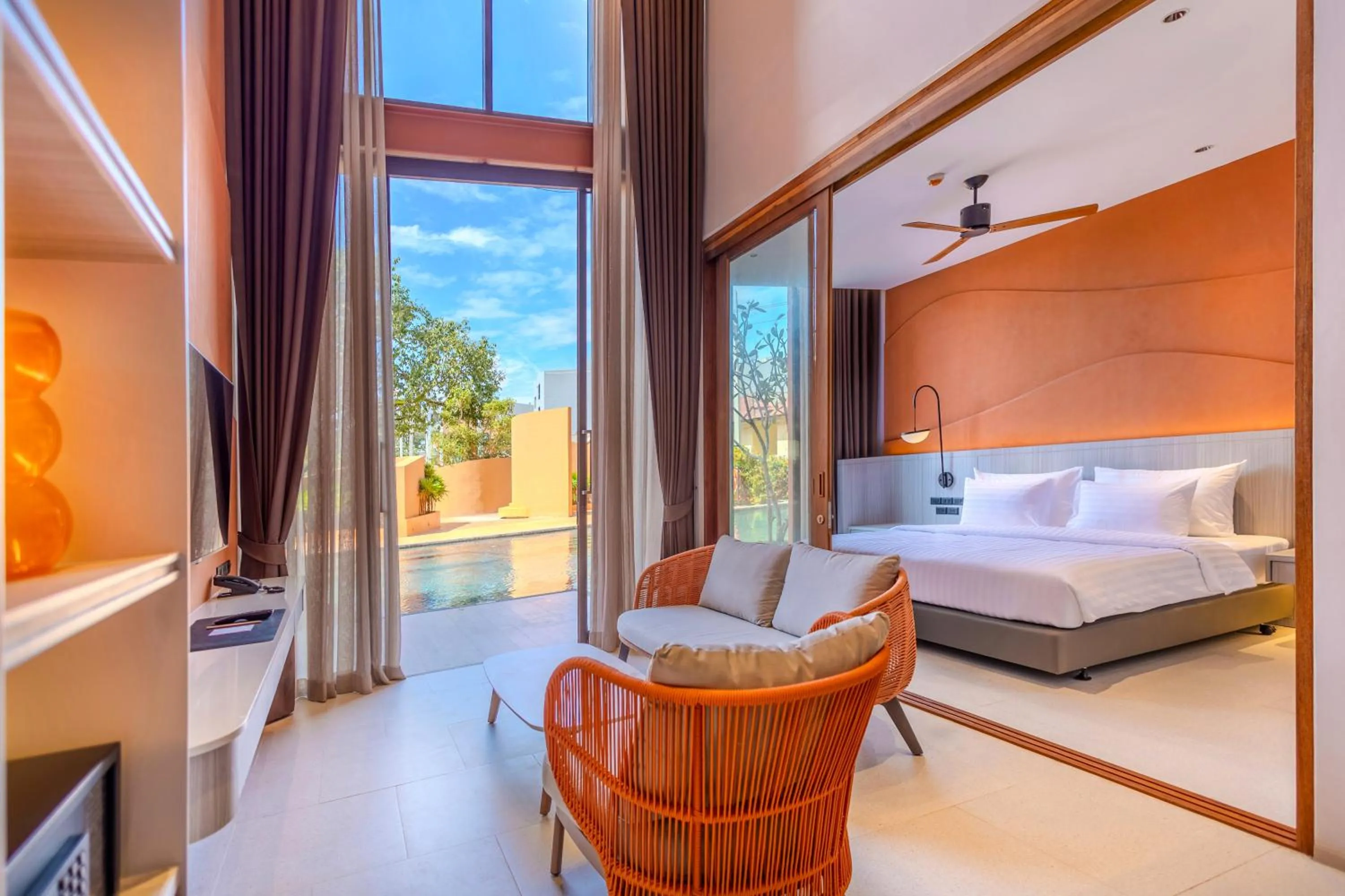 Guests, Bed in Hotel Adam Krabi