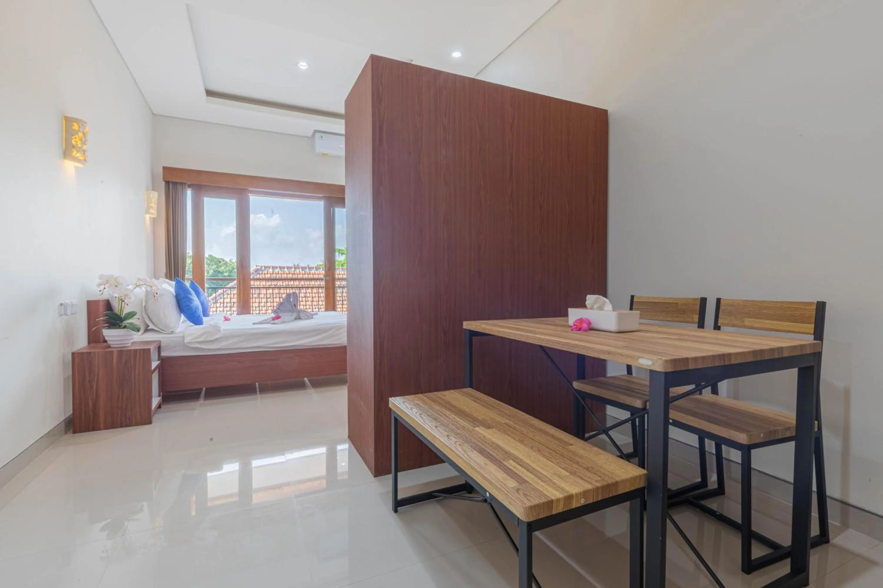 Bed in Candra Loka Studio & Apartment by The Loka