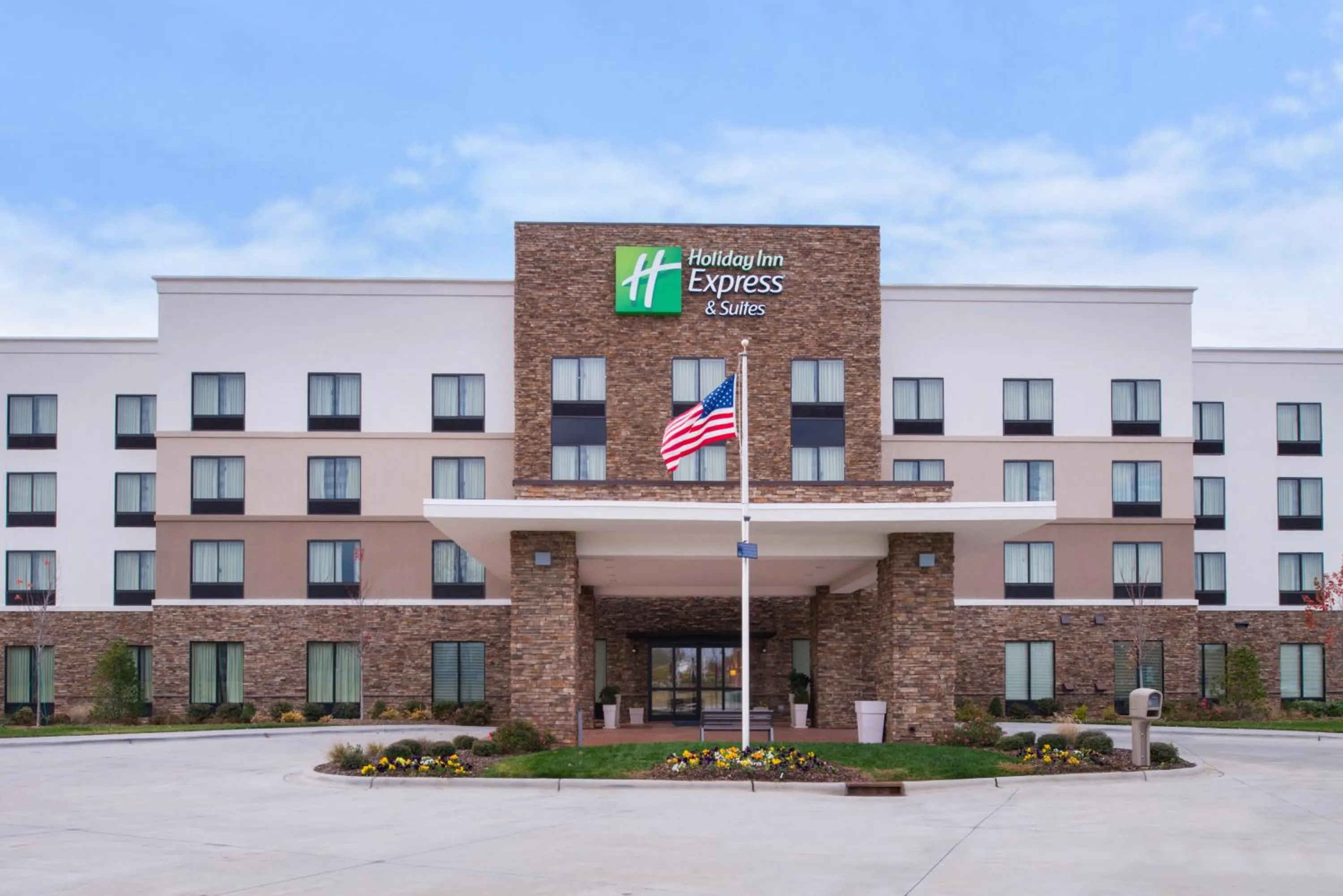 Property building in Holiday Inn Express & Suites Monroe by IHG
