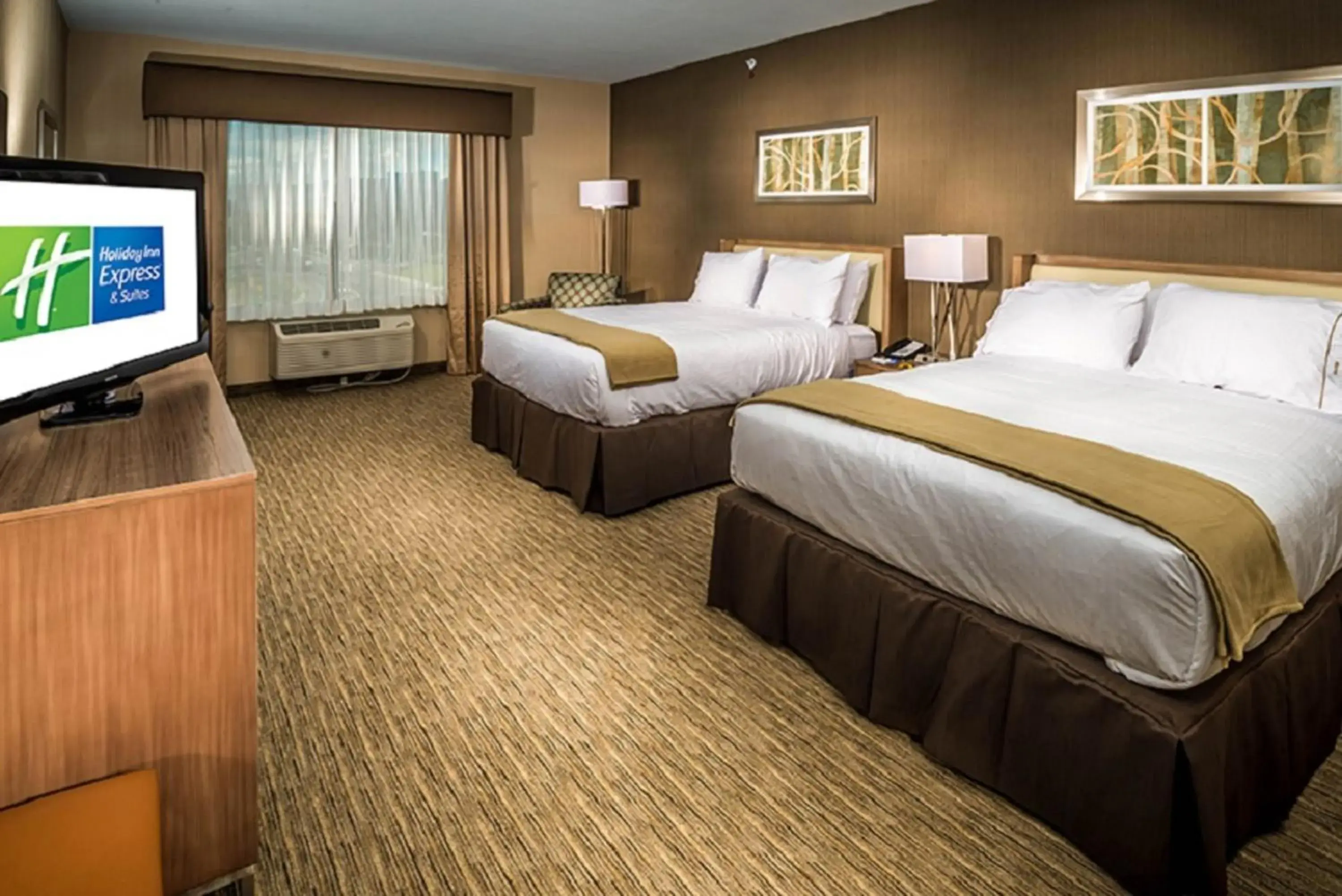 Standard Queen Room with Two Queen Beds in Holiday Inn Express & Suites Salt Lake City South-Murray by IHG Standard Queen Room with Two Queen Beds in Holiday Inn Express & Suites Salt Lake City South-Murray by IHG