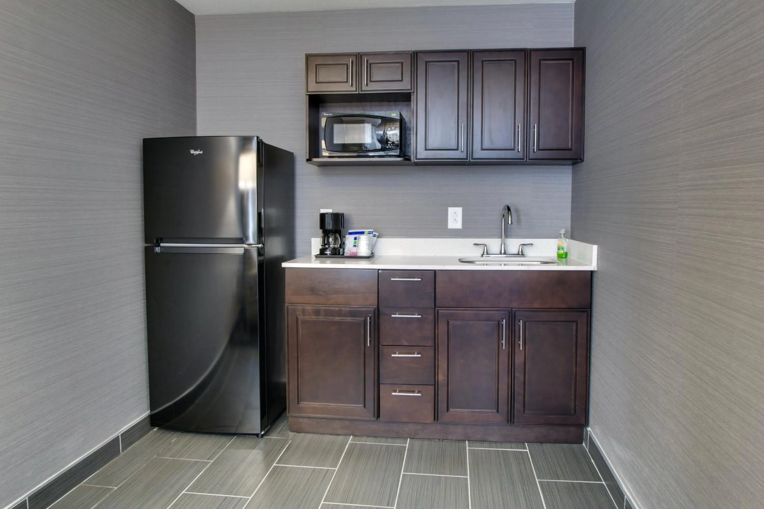 Photo of the whole room in Holiday Inn Express Sidney by IHG