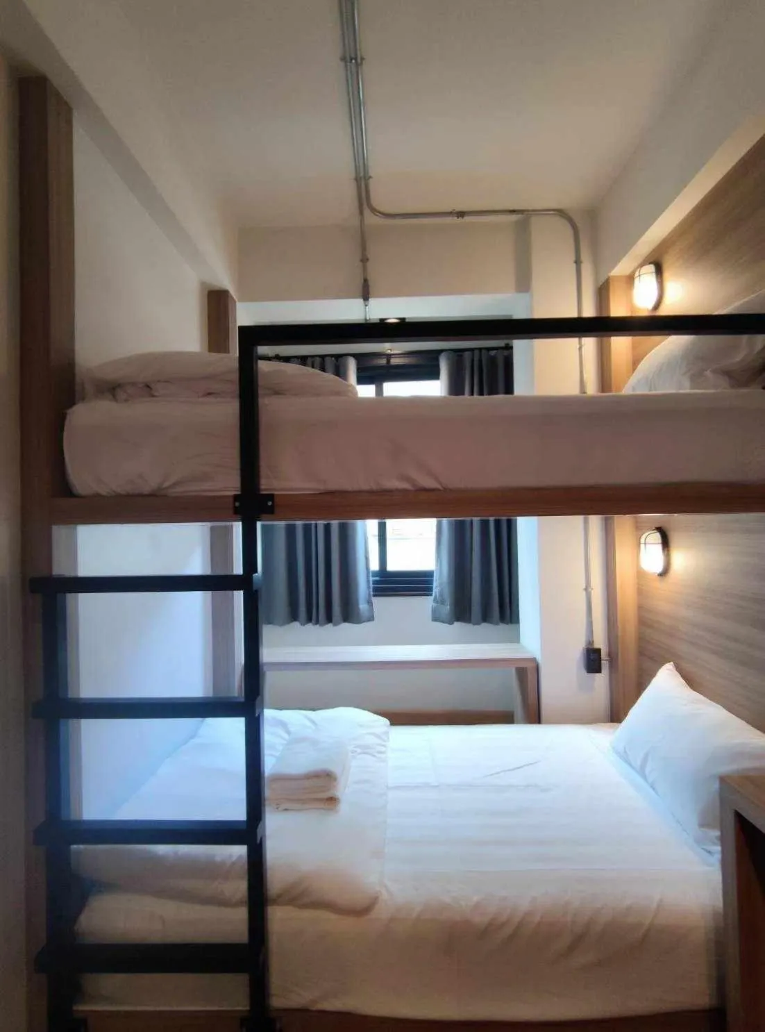 Bedroom, Bed in N5 Ratchawong Hostel