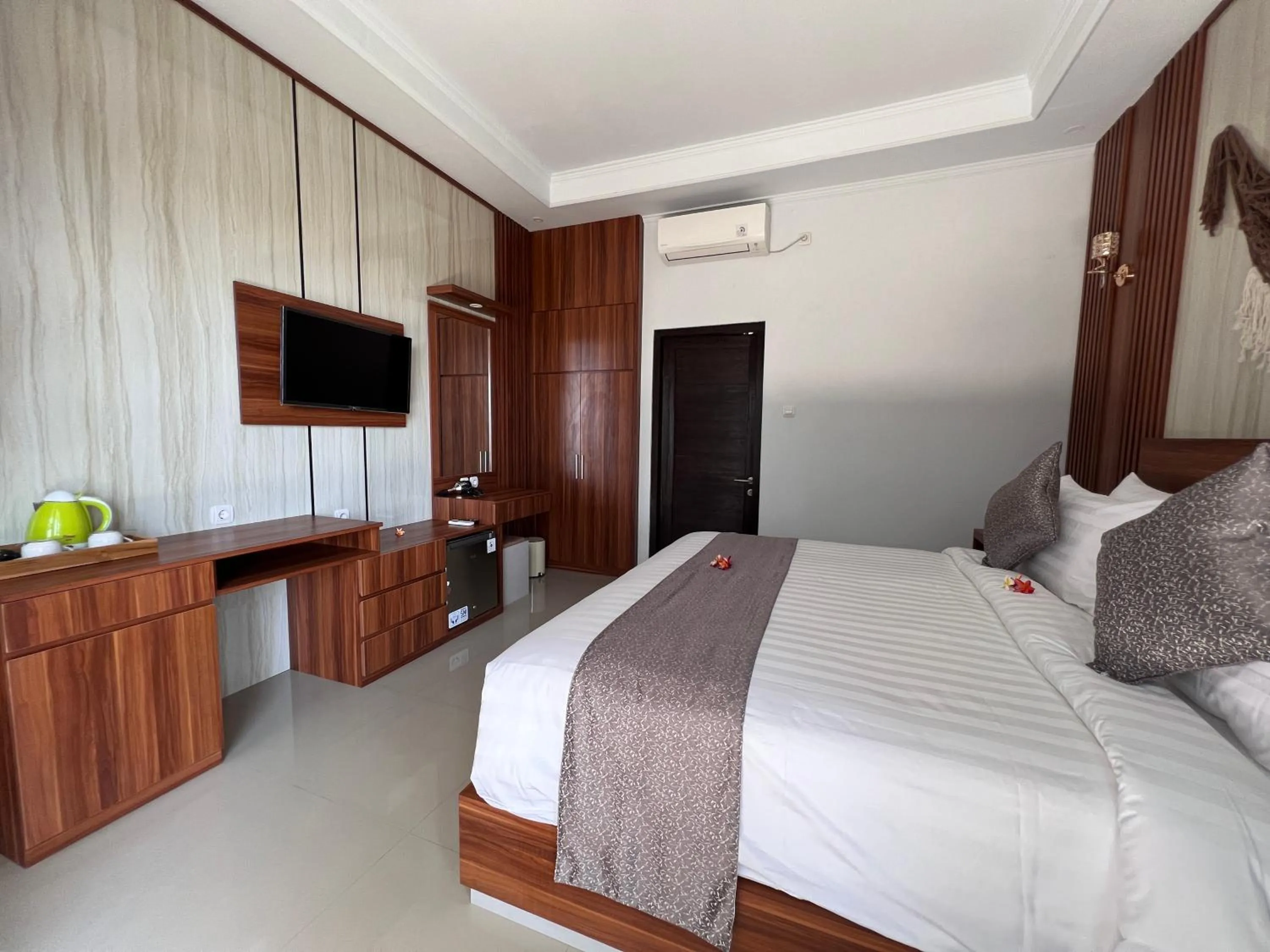 Bed in Grand Yuna Hotel Nusa Penida
