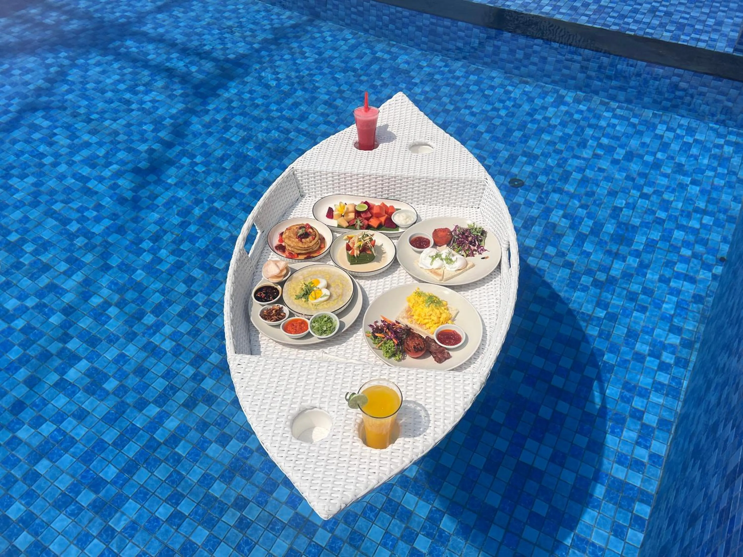 Swimming pool in Grand Yuna Hotel Nusa Penida