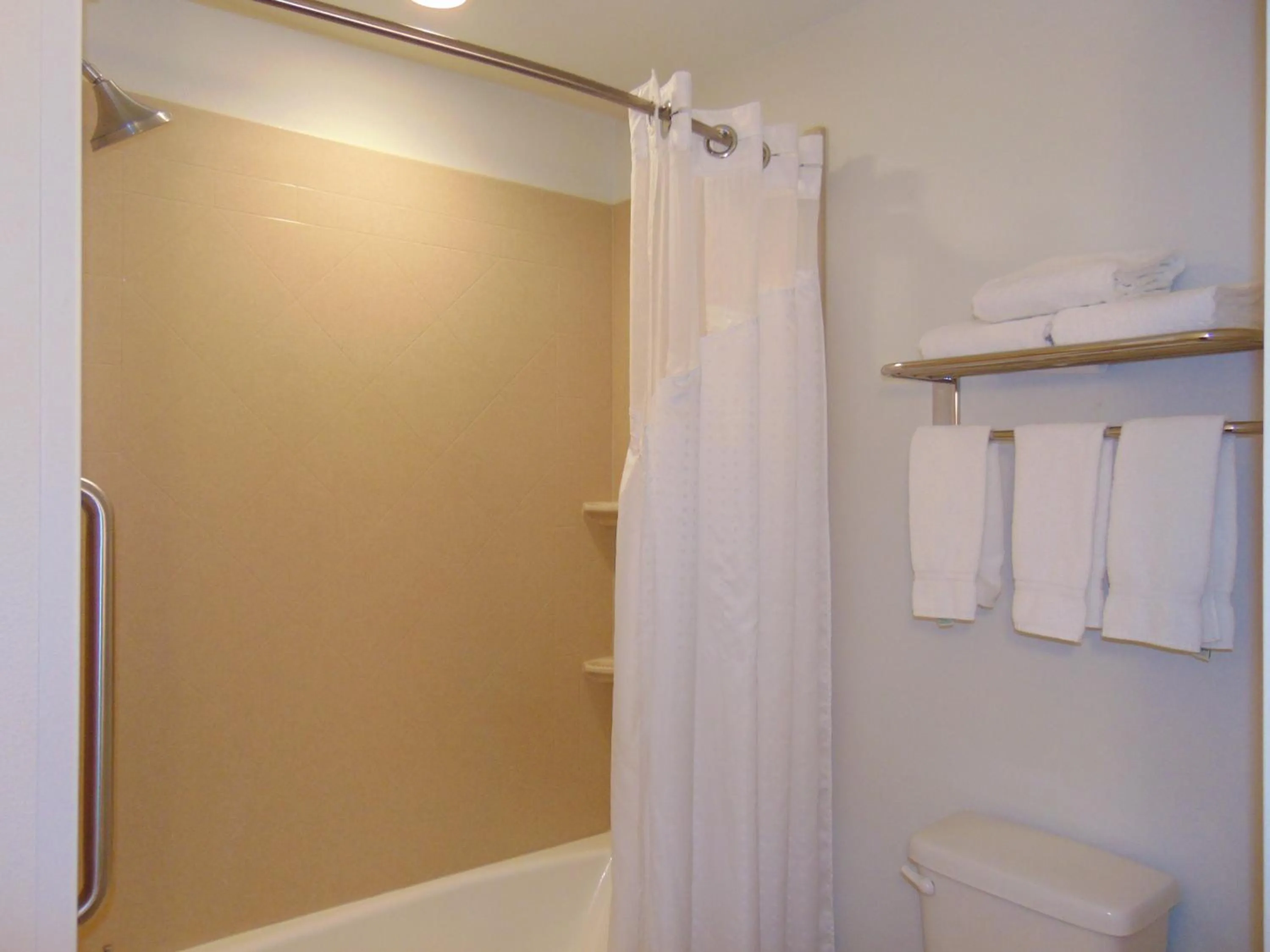 Bathroom in Holiday Inn Express & Suites Springville-South Provo Area by IHG