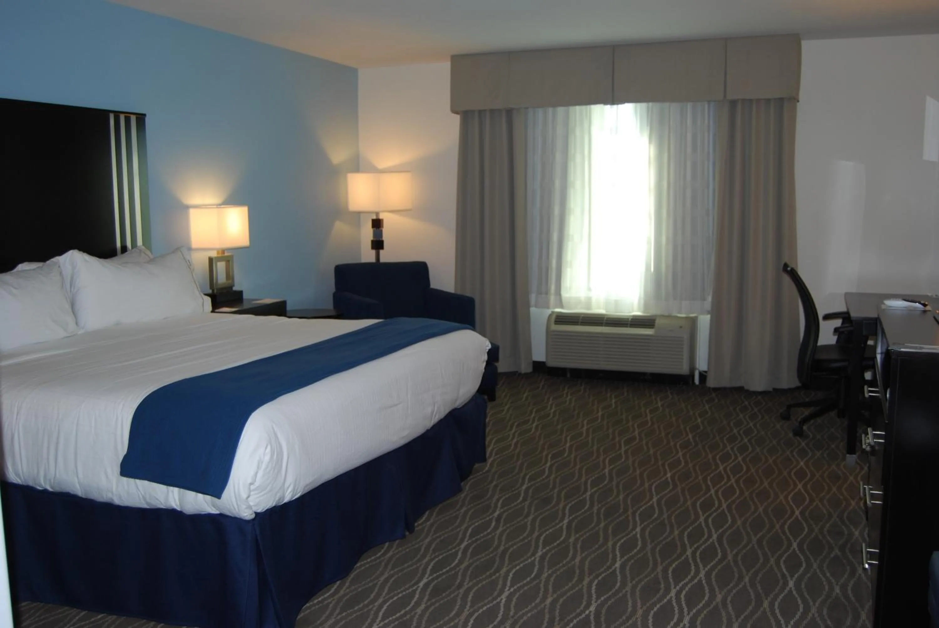 Bed in Holiday Inn Express & Suites Springville-South Provo Area by IHG