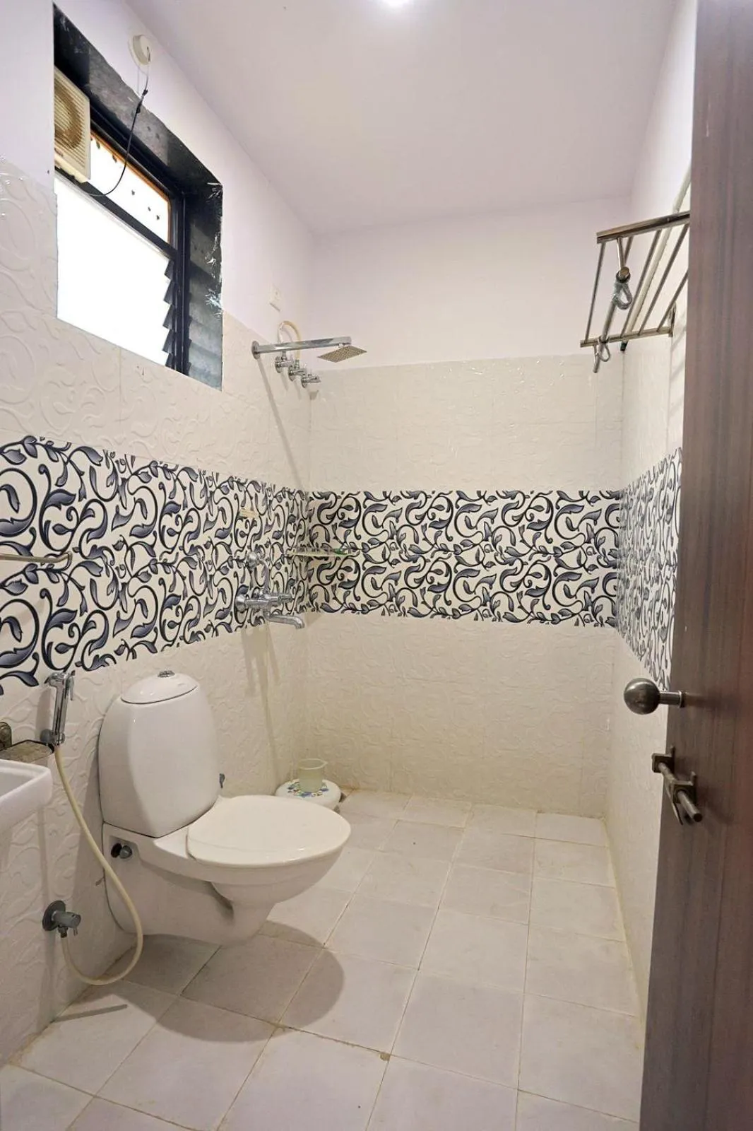 Bathroom in Meera Valley Resort By Nexottel