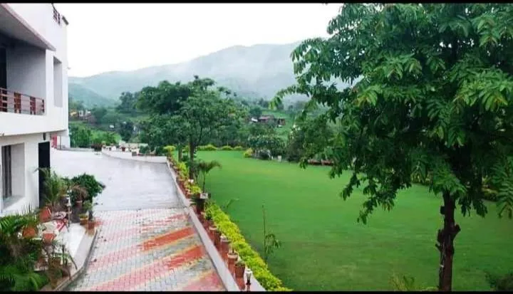 Garden in Meera Valley Resort By Nexottel