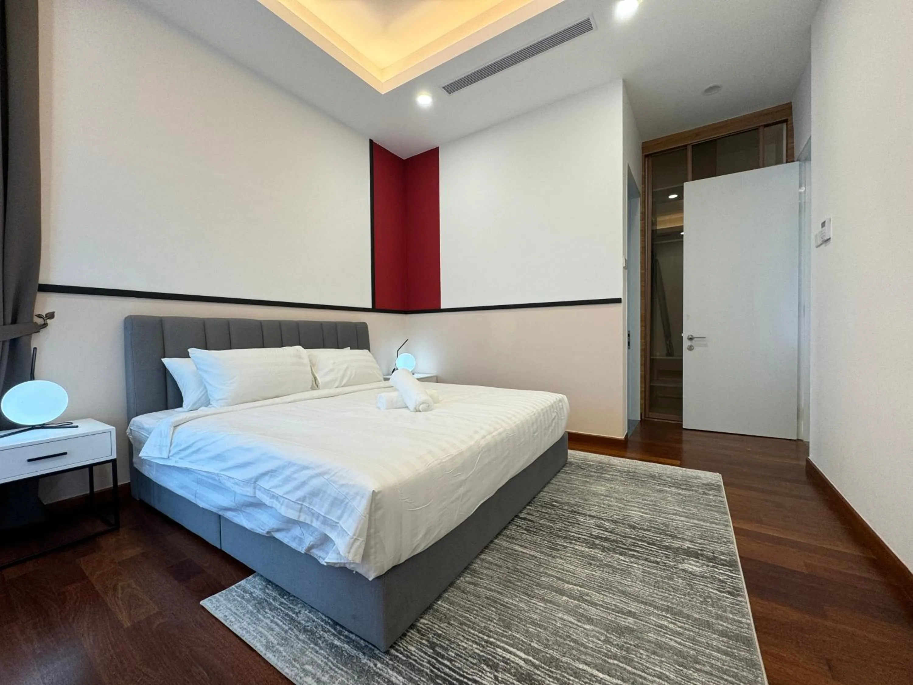 Bed in Royce KLCC Kuala Lumpur City Centre by Dormeo Destinations