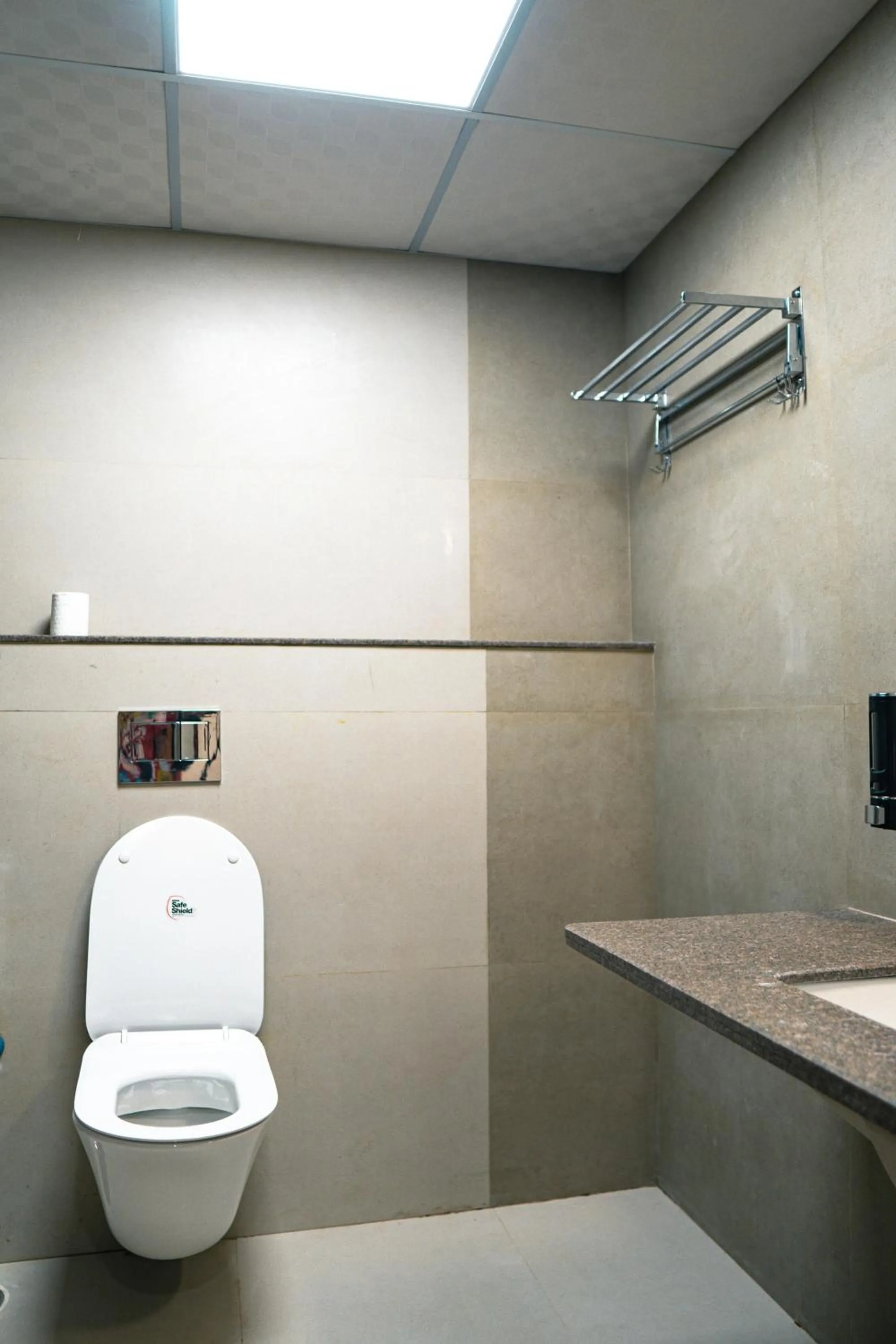 Bathroom in Hotel Ananda Kashi