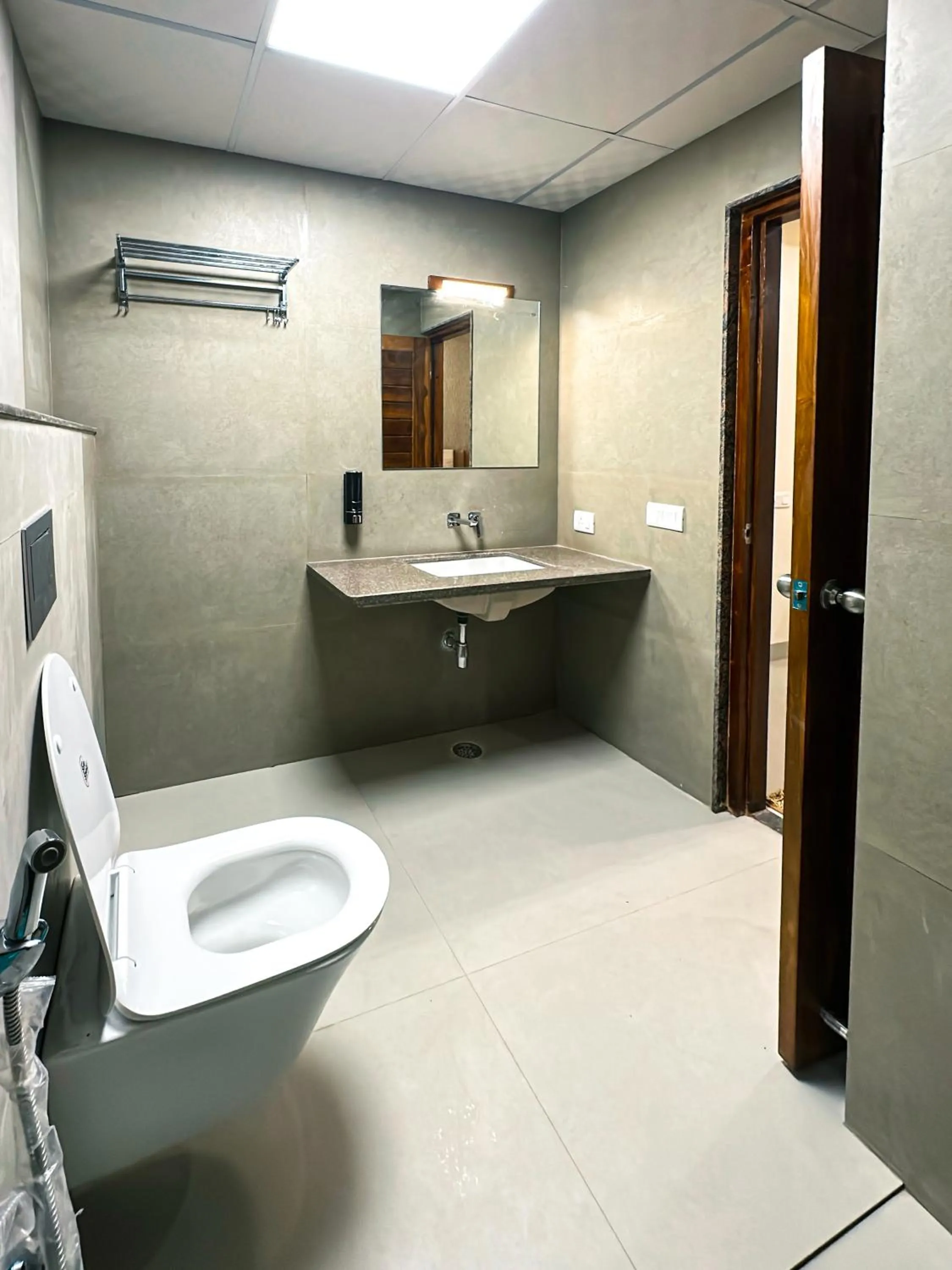 Bathroom in Hotel Ananda Kashi