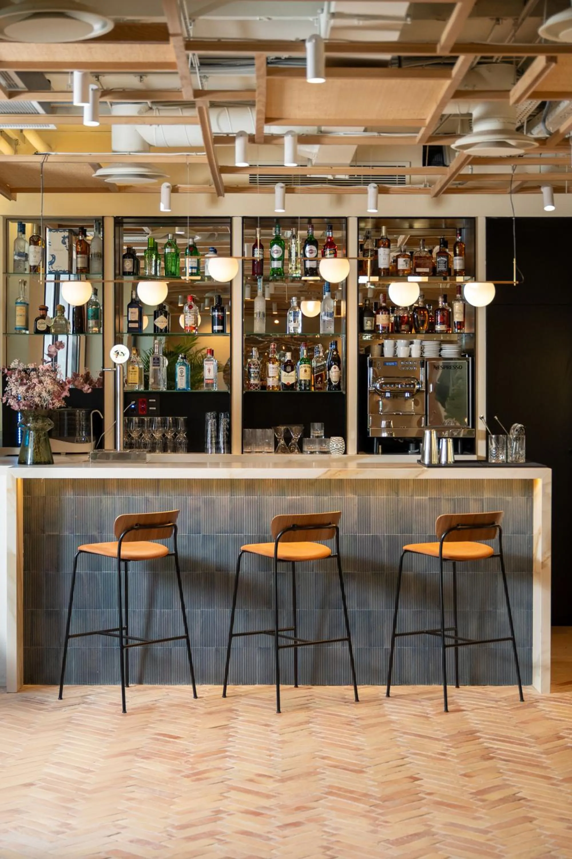 Lounge or bar in Ocean Drive Sevilla