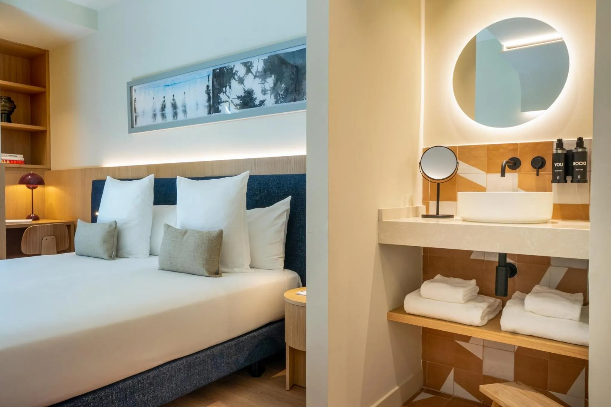 Bed in Ocean Drive Sevilla