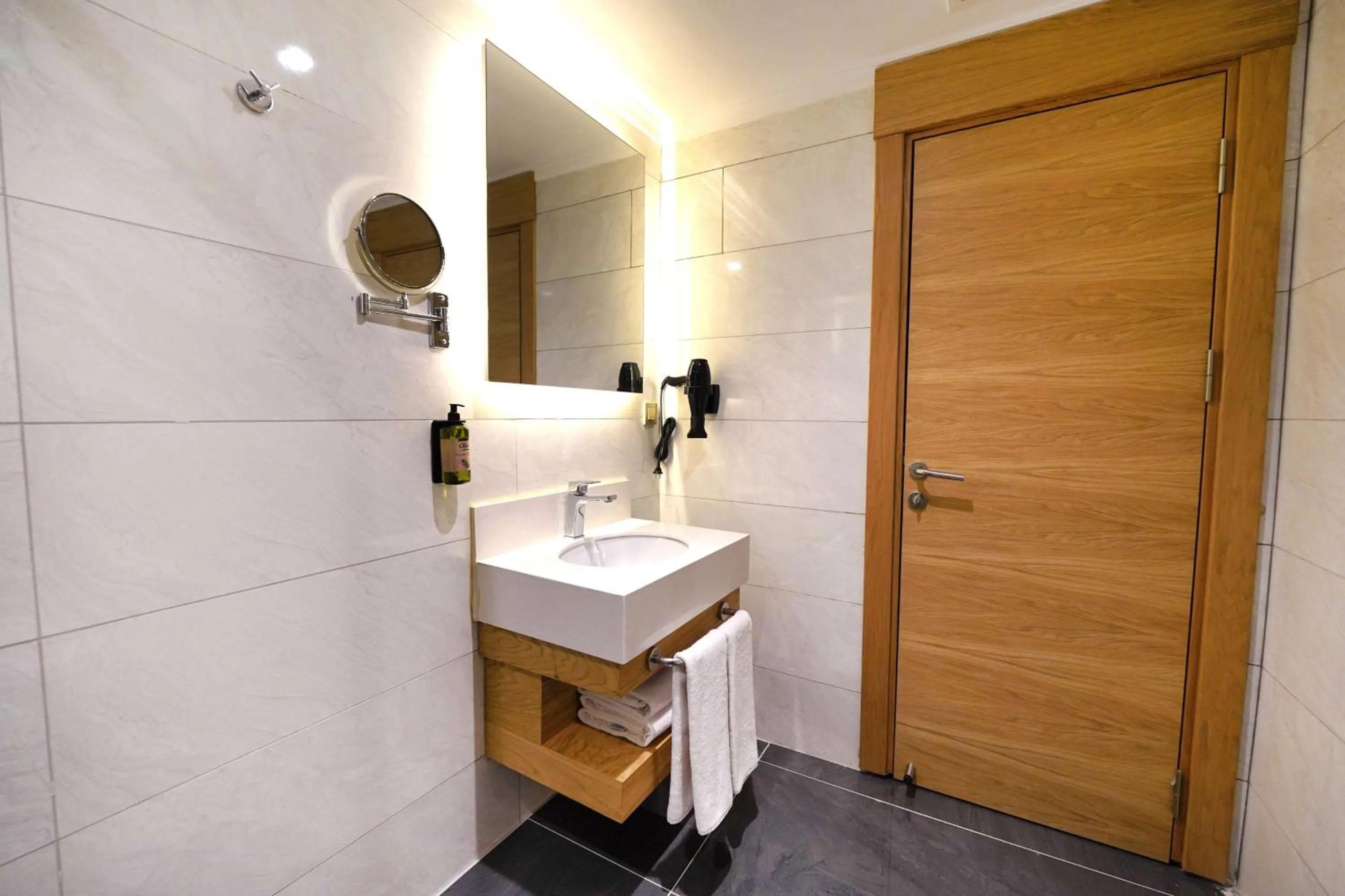 Bathroom in Days Inn by Wyndham Istanbul Bomonti