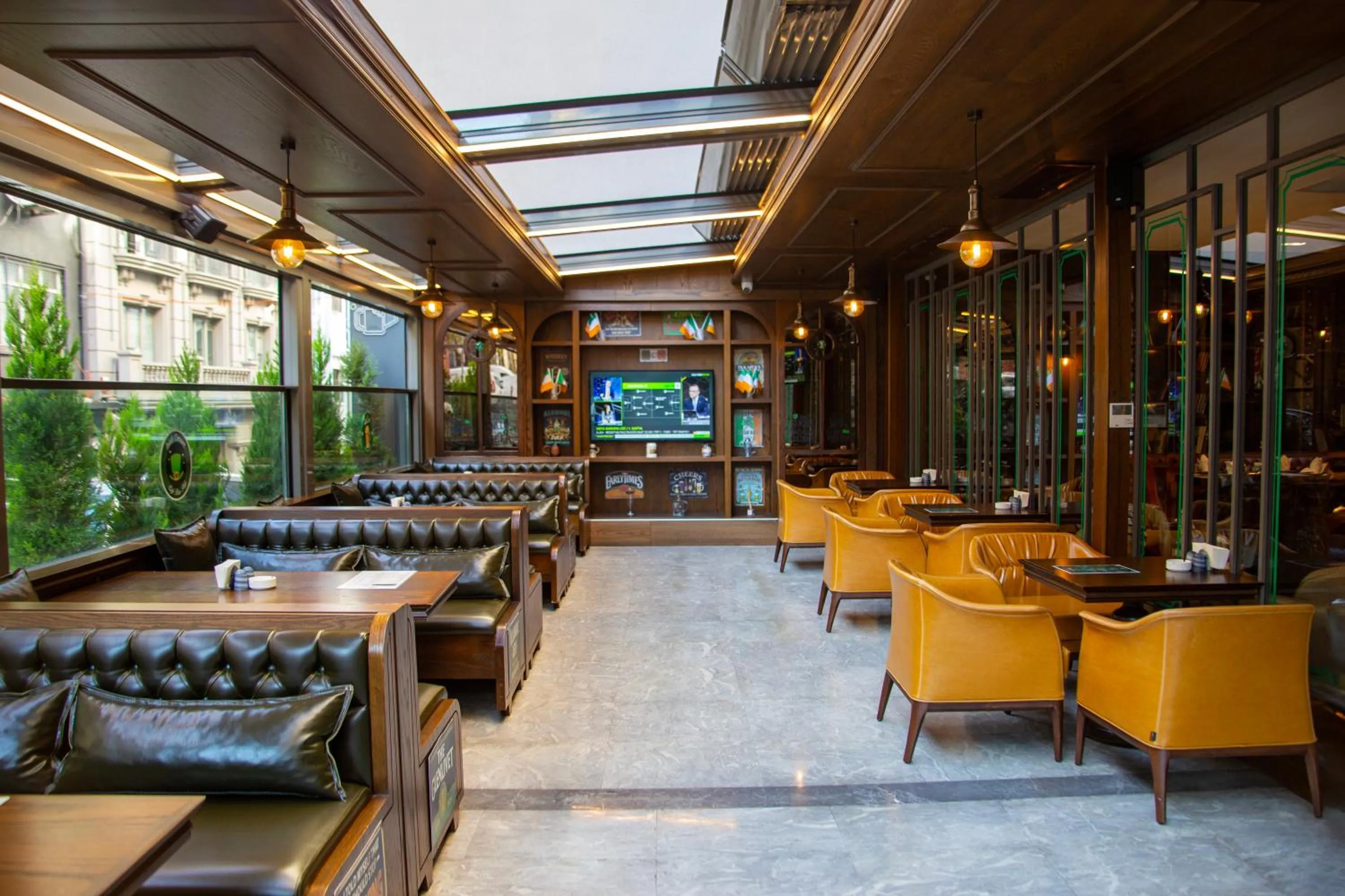 Restaurant/places to eat in Days Inn by Wyndham Istanbul Bomonti