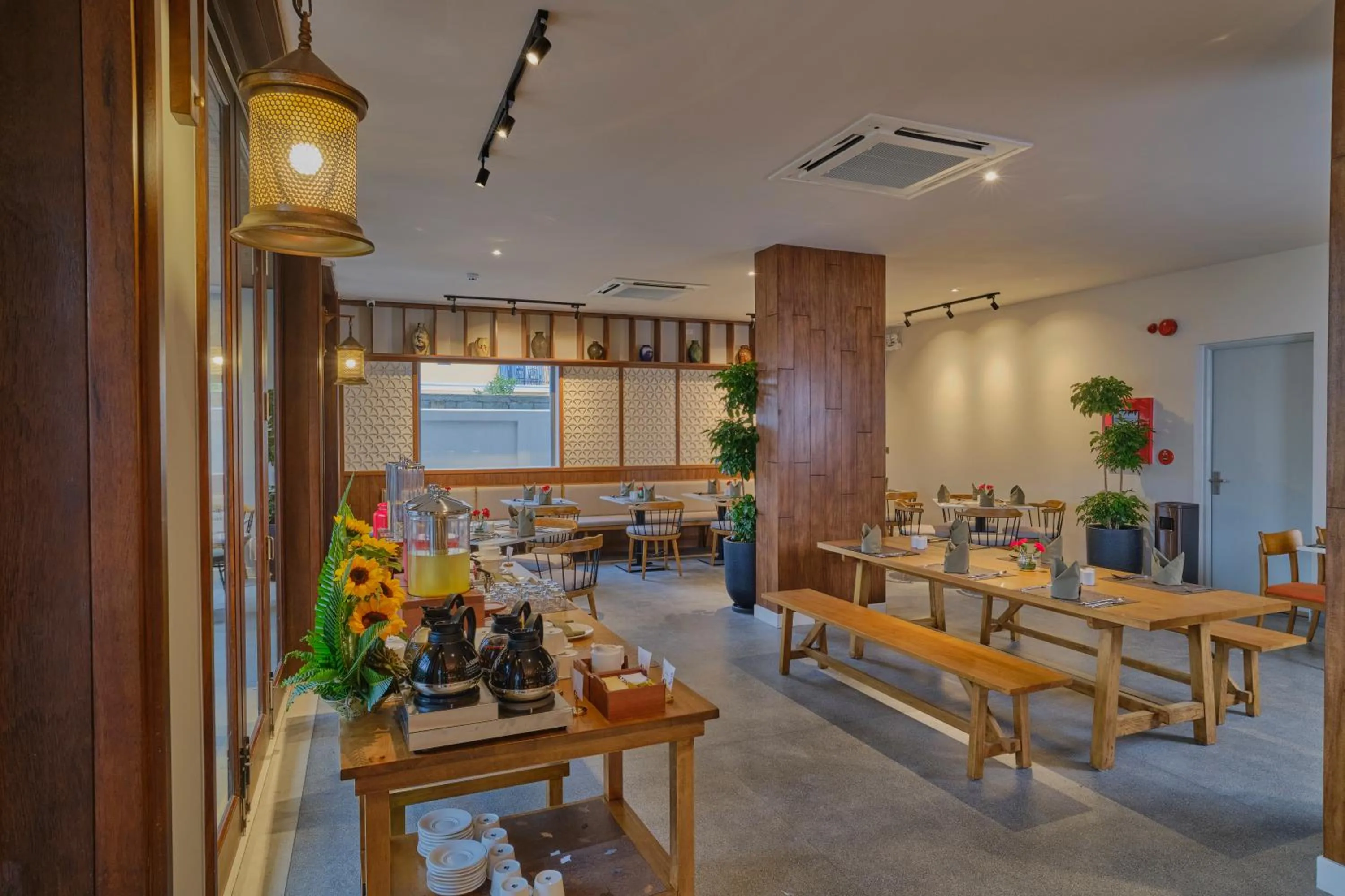 Restaurant/places to eat in Little Gem Hoi An Boutique Hotel & Spa