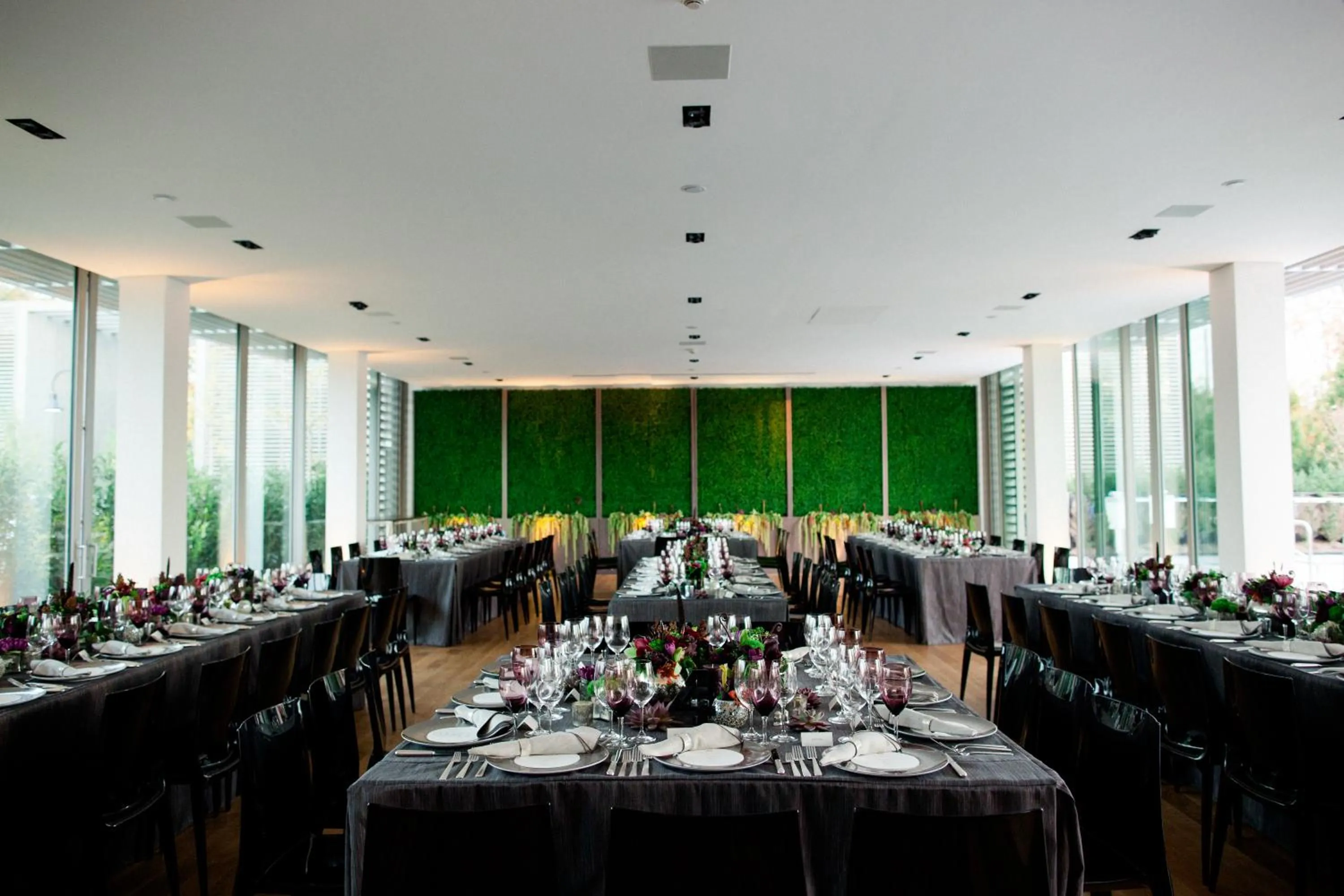 Banquet/Function facilities in Topping Rose House