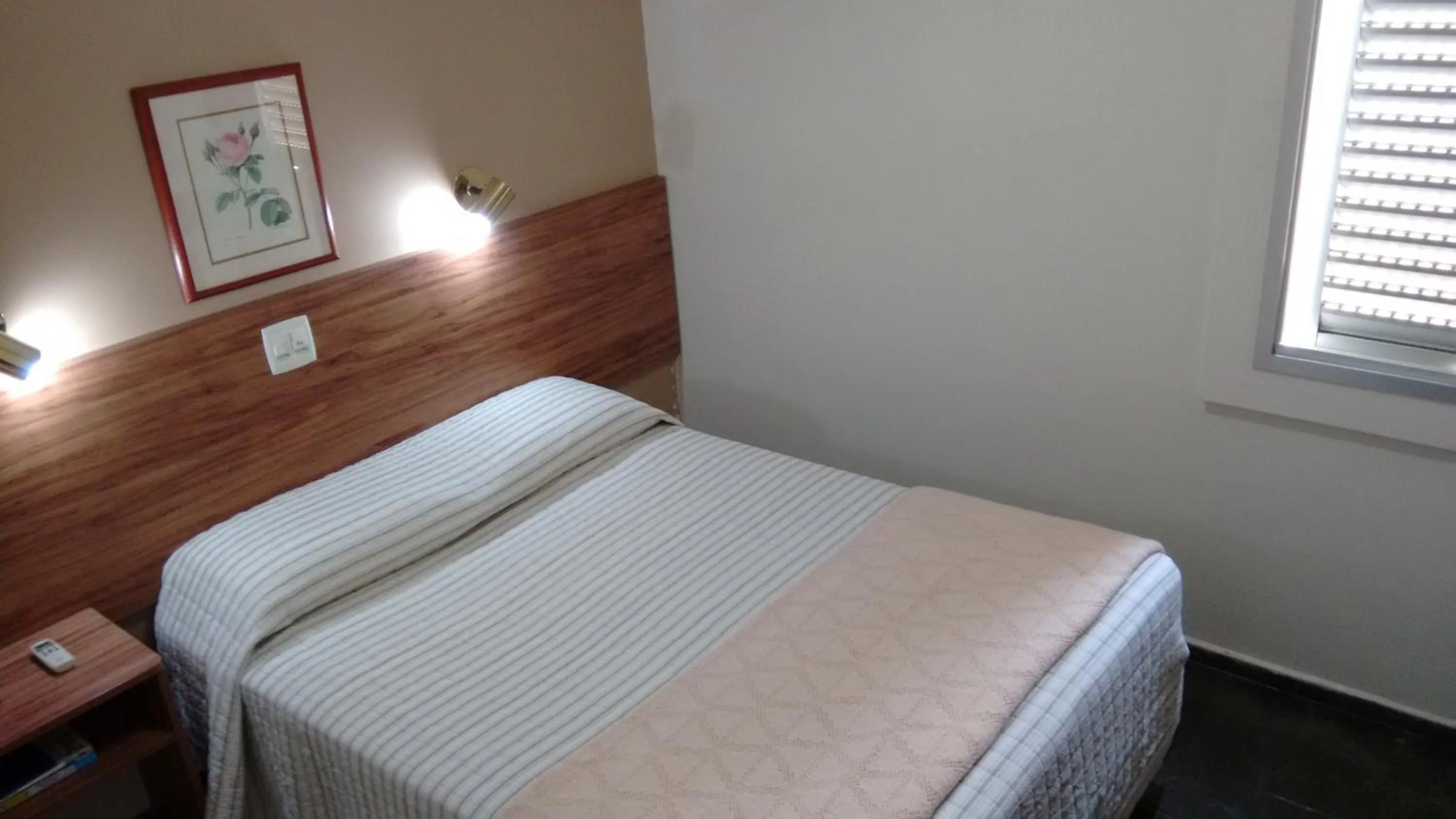Photo of the whole room, Bed in Hotel Saint Martin