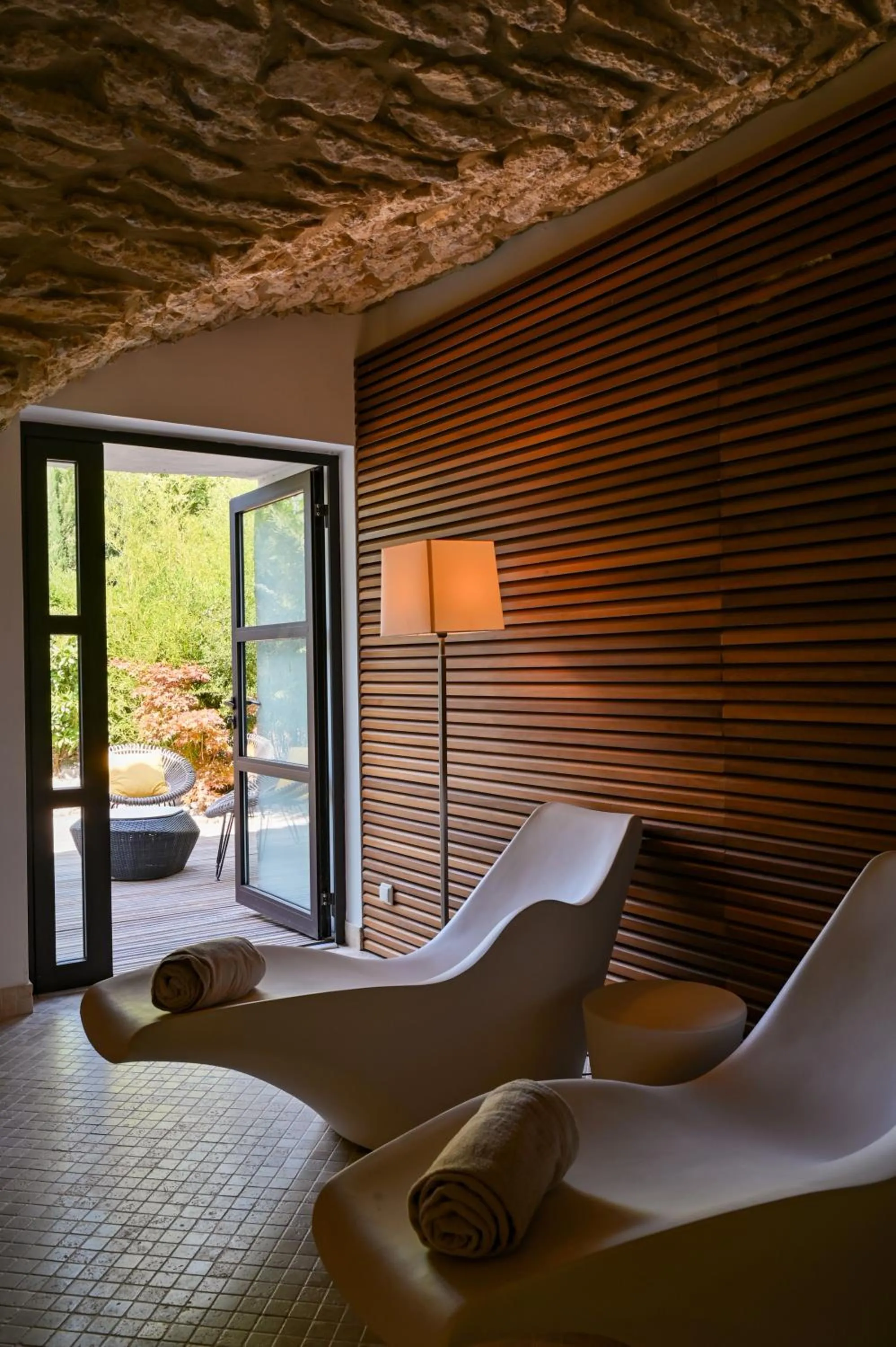 Spa and wellness centre/facilities in Moulin de Vernègues Hôtel & Spa