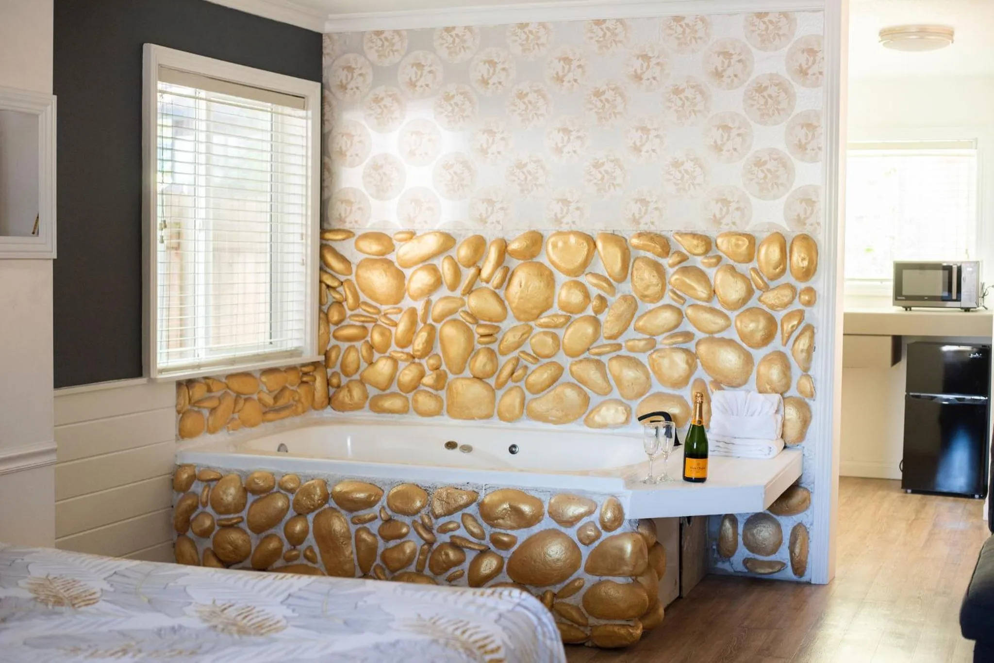 Bed in Big Bear Spa Suites