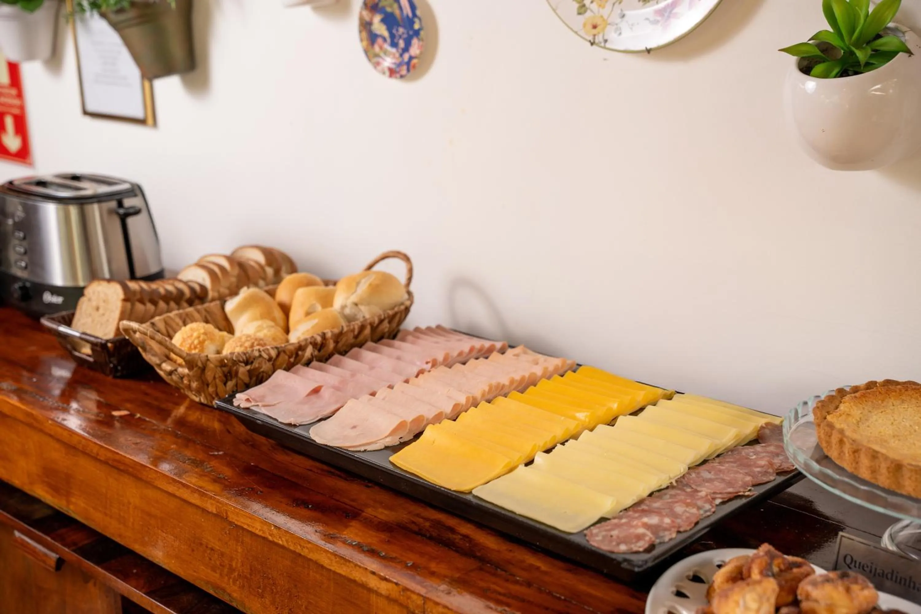 Breakfast in Pousada Apple House Campos do Jordao