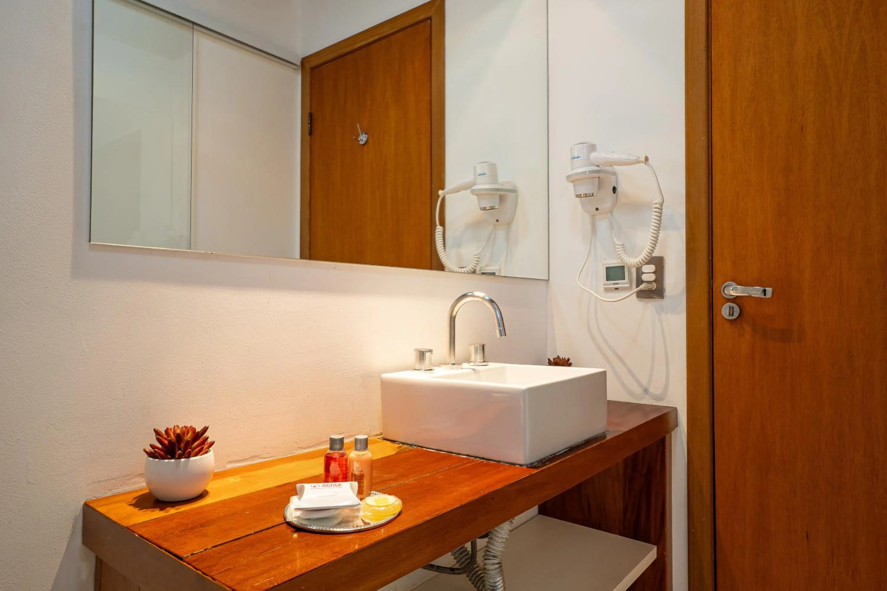 Bathroom in Pousada Apple House Campos do Jordao