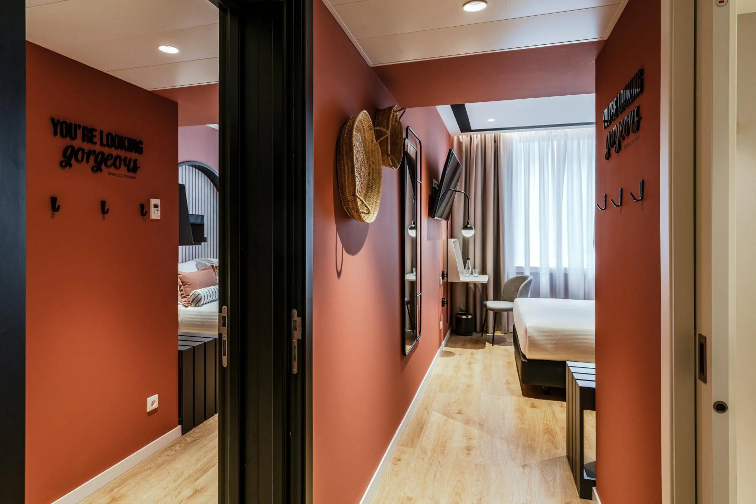 Bedroom, Bed in Vincci Bonjardim