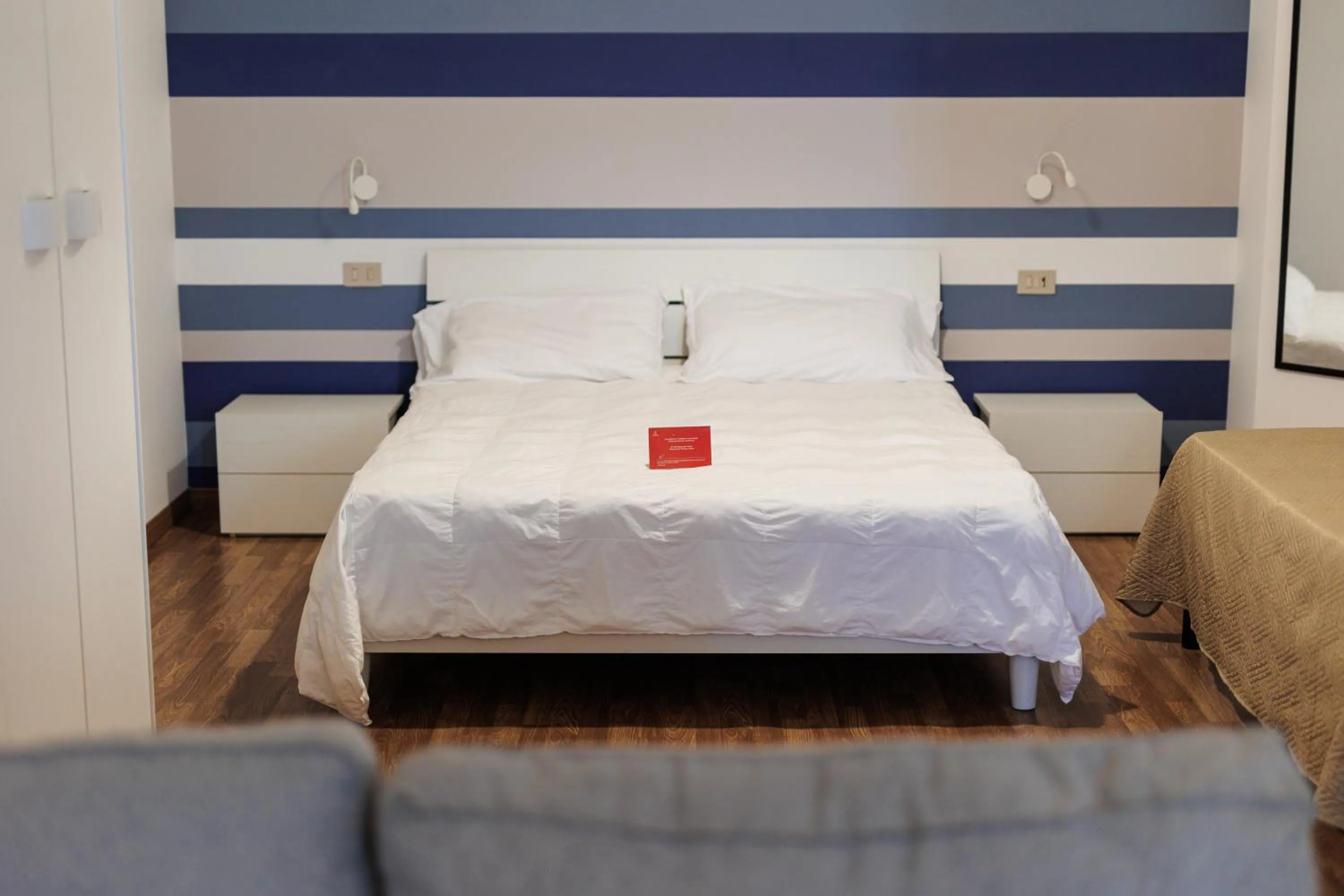 Bed in Marina di Petrolo Apartments