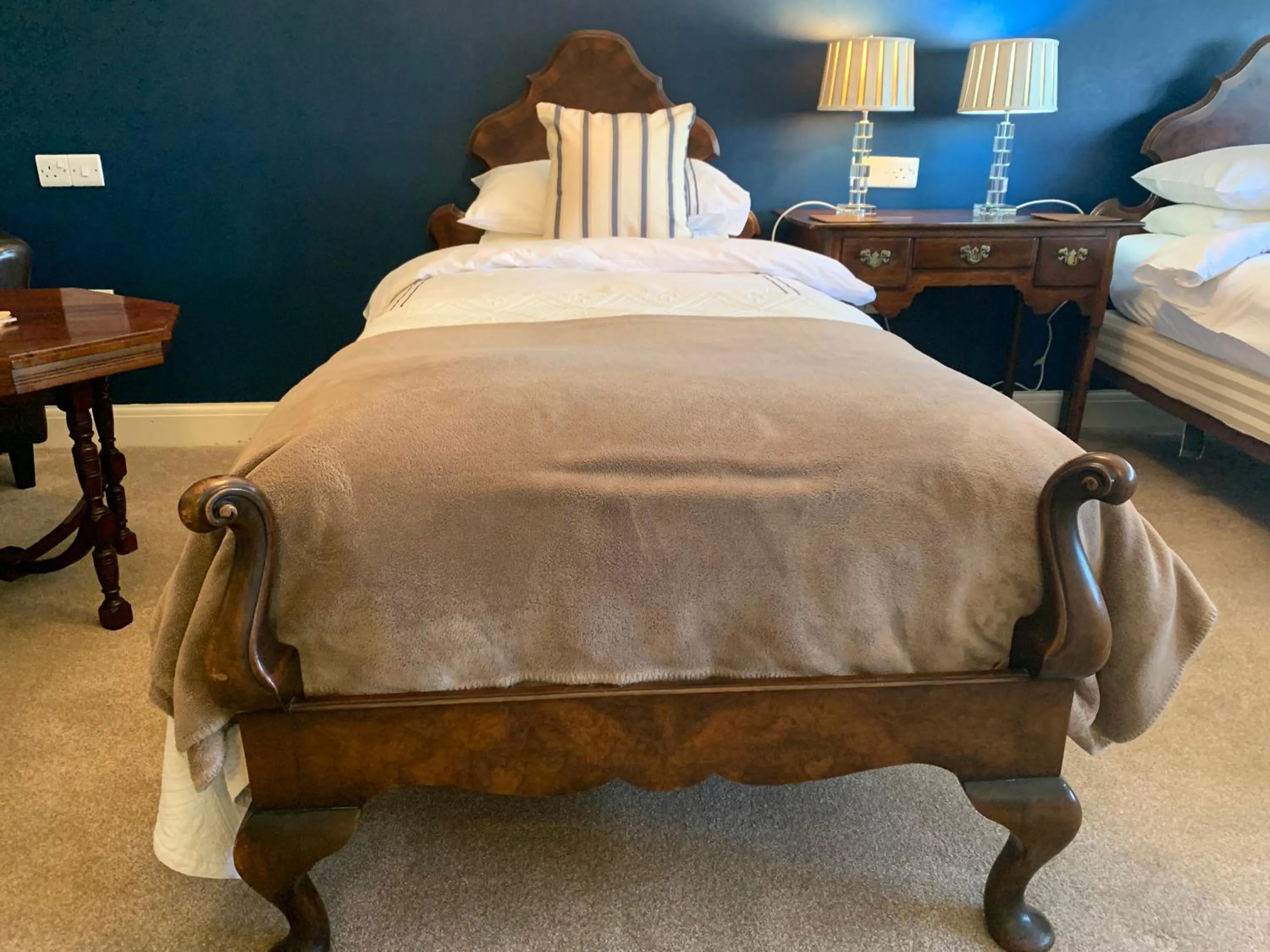 Bedroom, Bed in The Coast Yard B & B and Garden Chalets