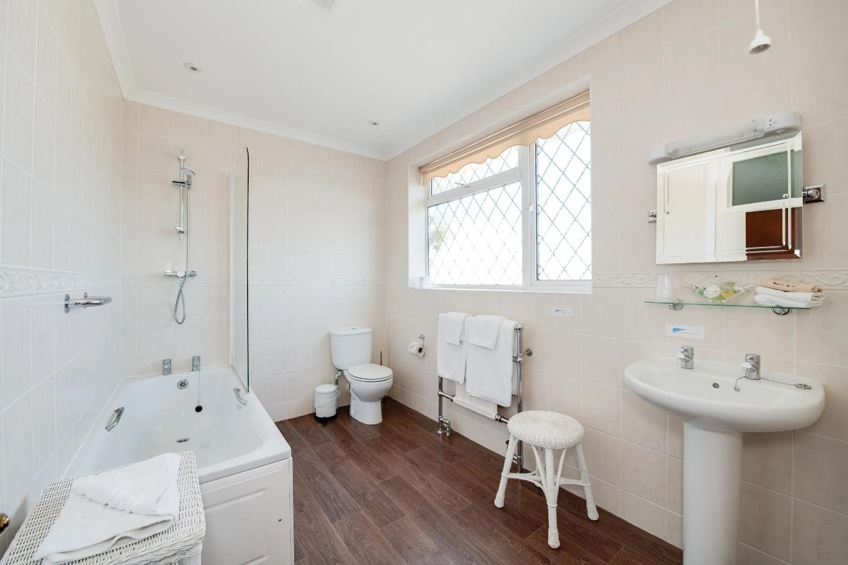 Bathroom in The Coast Yard B & B and Garden Chalets