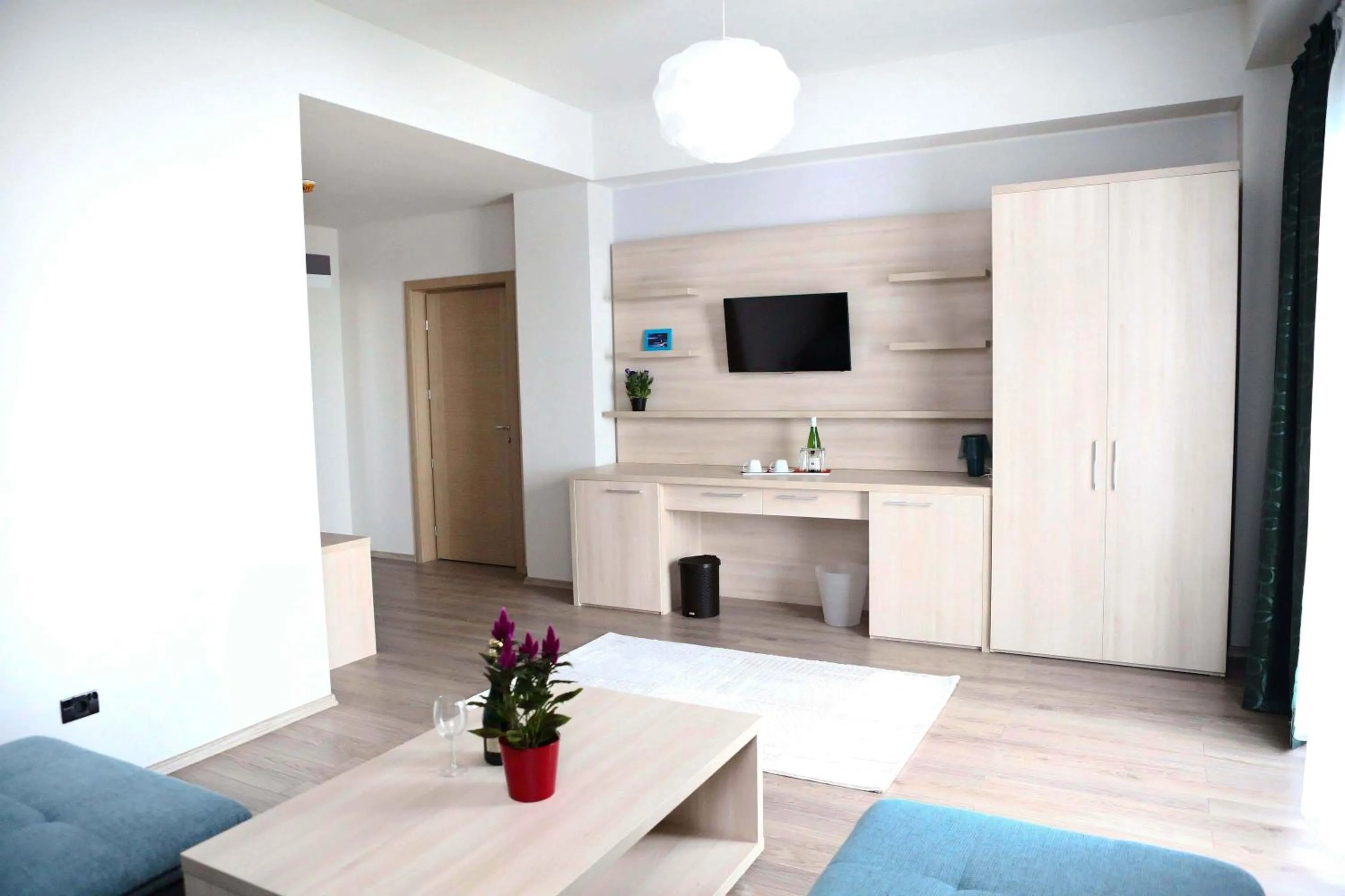 Living room in Kharisma Hotel